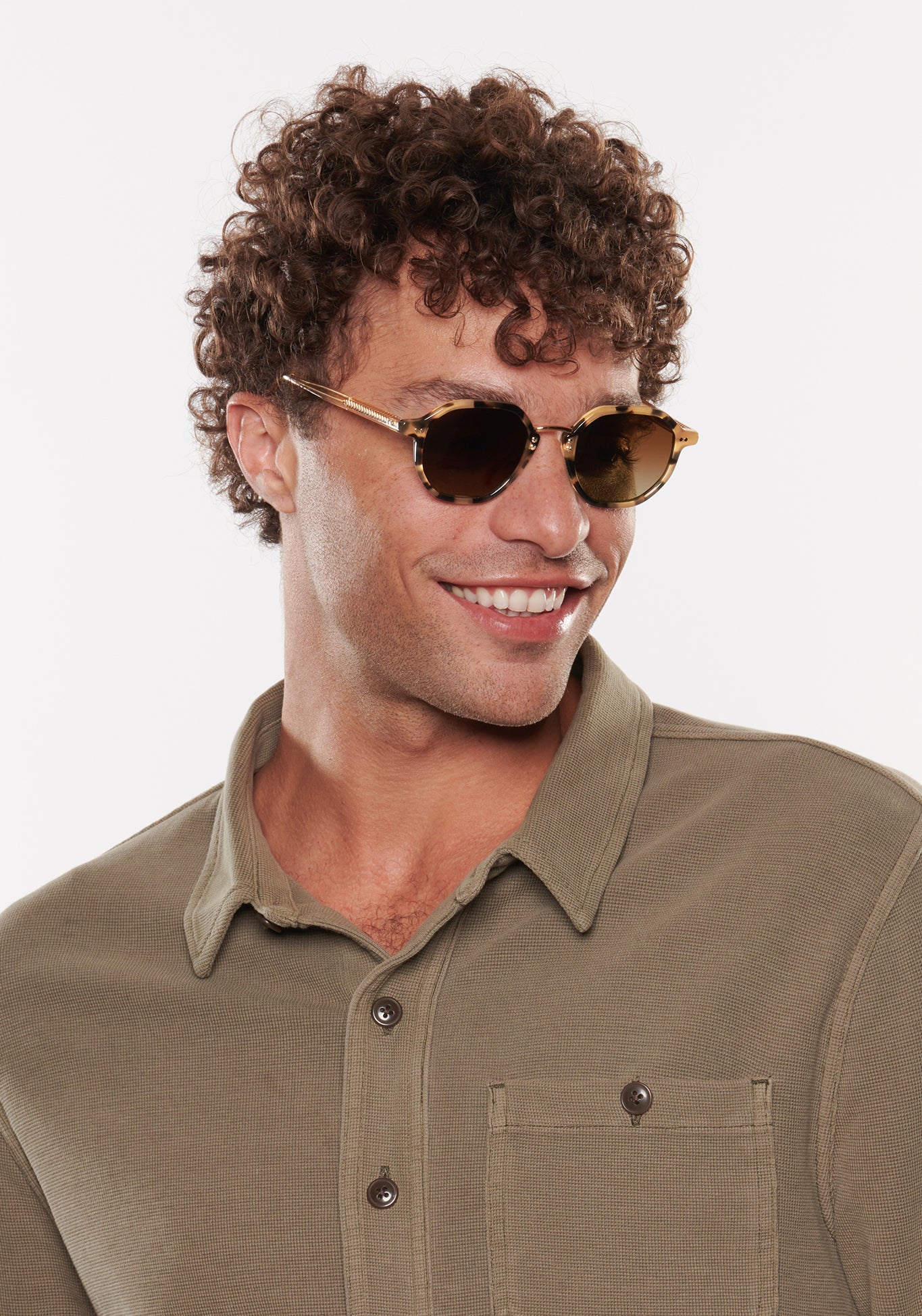 DAKOTA | Iberia + Haze Polarized 18K Gold Aviator Sunglasses for Men & Women - UV Protection, Fashion Accessory for Driving, Beach & Outdoor Activities