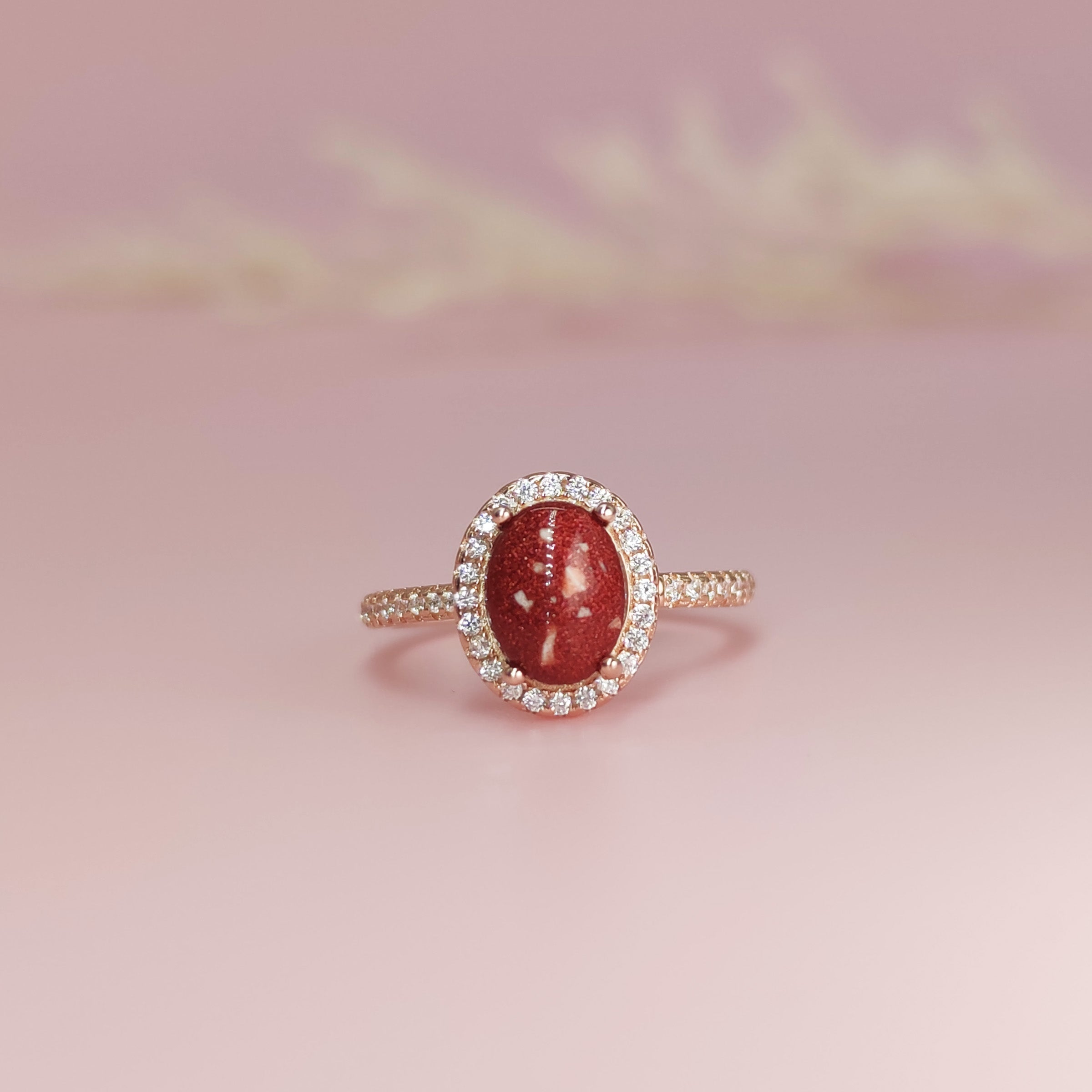 Ashes Ring - Memorial Jewelry for Loved Ones | Handcrafted Cremation Keepsake for Remembrance - Perfect for Funerals, Memorials & Keeping Memories Close