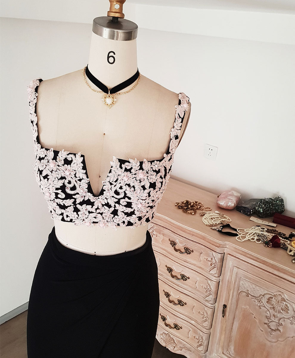 Elegant Black Lace Two-Piece Long Prom Dress with Beading - Perfect for Evening Gowns, Formal Dances & Special Occasions