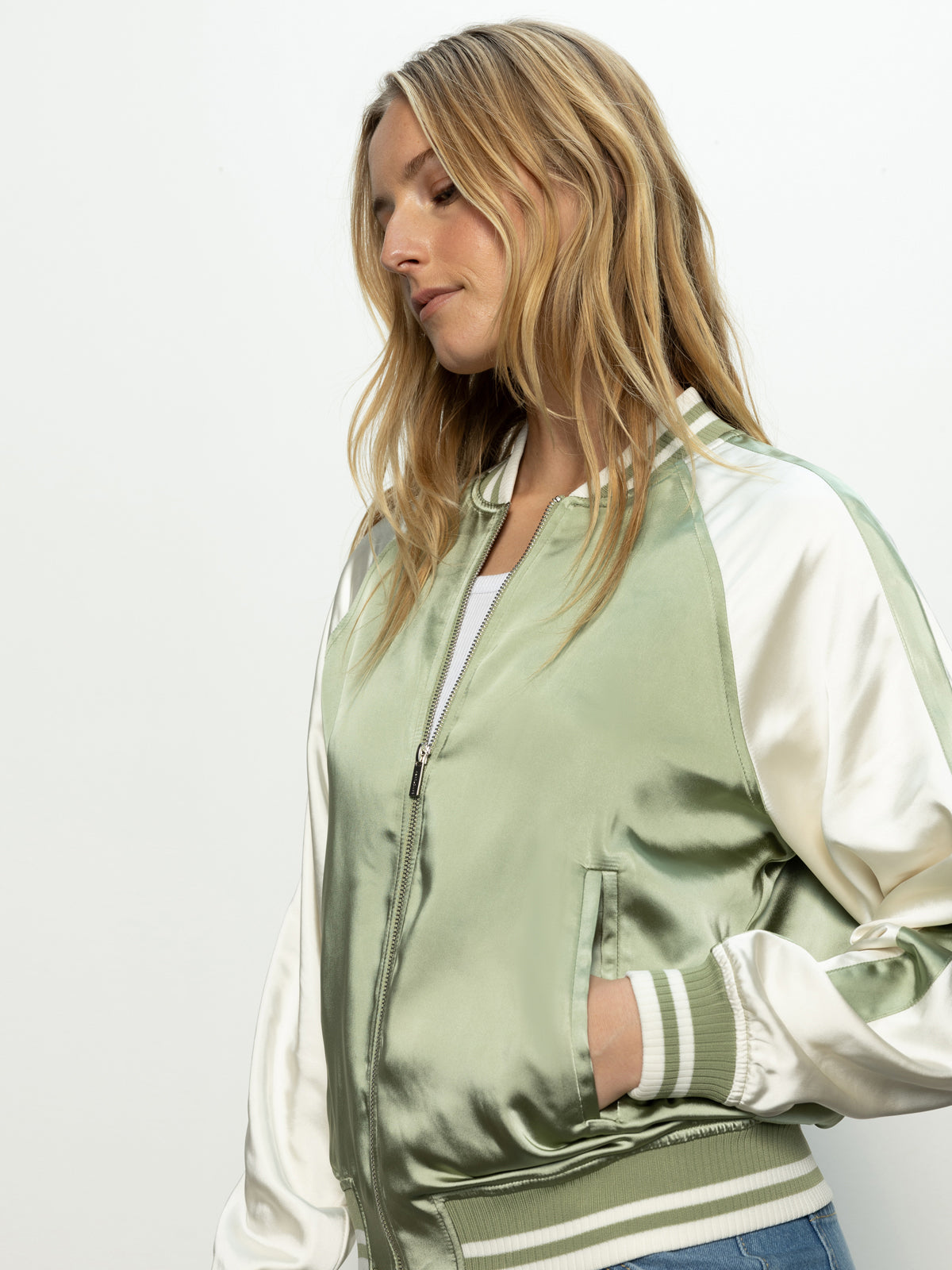 Vintage Souvenir Jacket for Men & Women - Sage Green Embroidered Bomber Jacket - Stylish Casual Outerwear for Streetwear, Travel & Everyday Fashion
