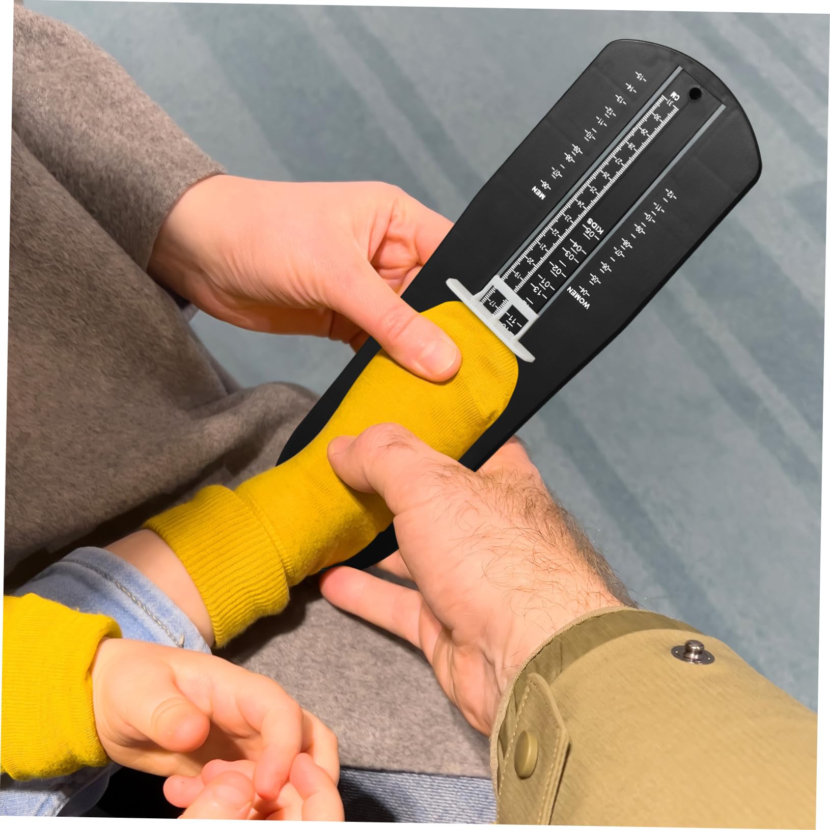 CALLARON Foot Measuring Device - Accurate Shoe Size Measurement Tool for Adults, Foot Length Gauge & Foot Measure - Perfect for Online Shoe Shopping, Podiatry, and Orthopedic Needs
