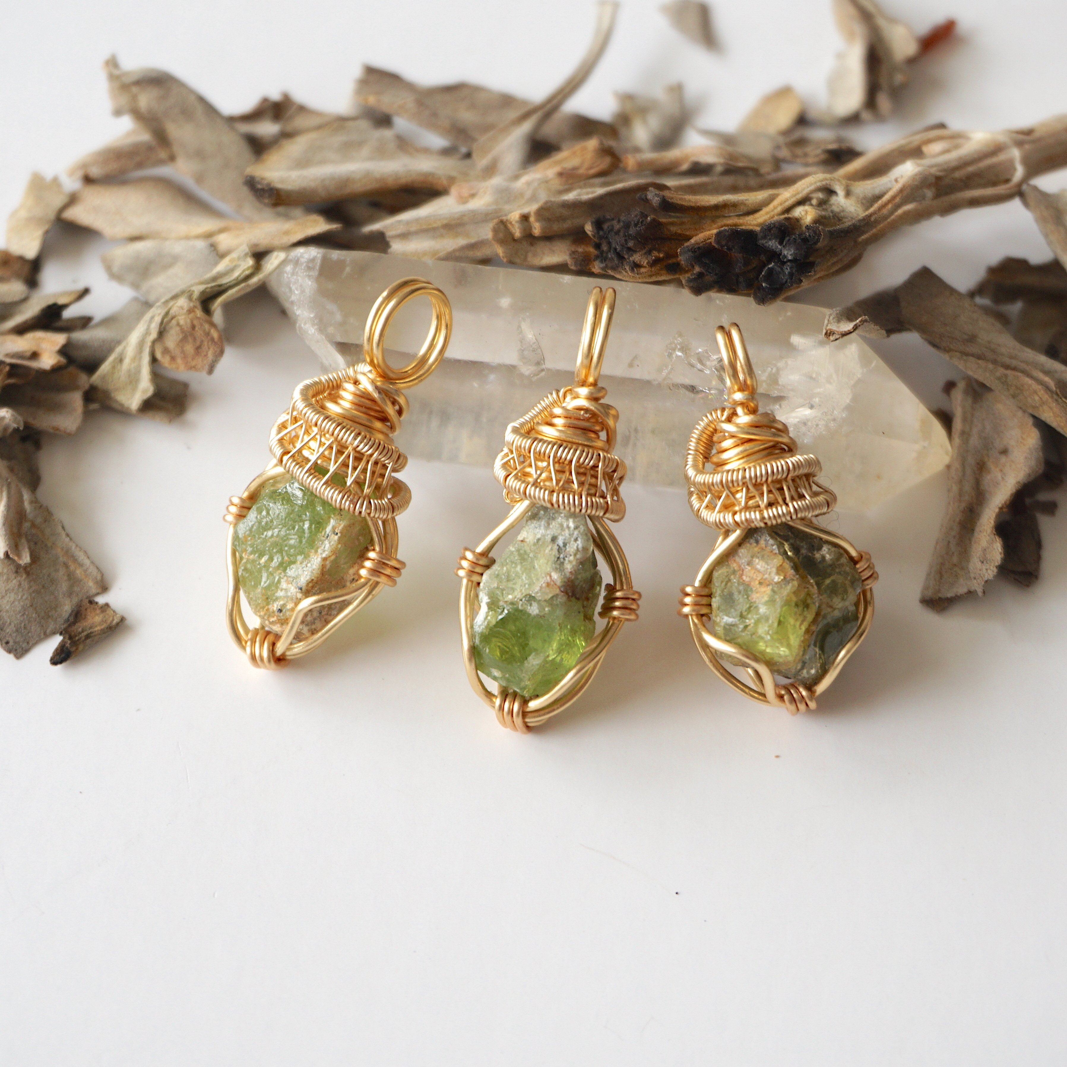 14k Gold Filled Raw Peridot Necklace - Dainty Gemstone Jewelry for Women, Perfect for Everyday Wear & Special Occasions