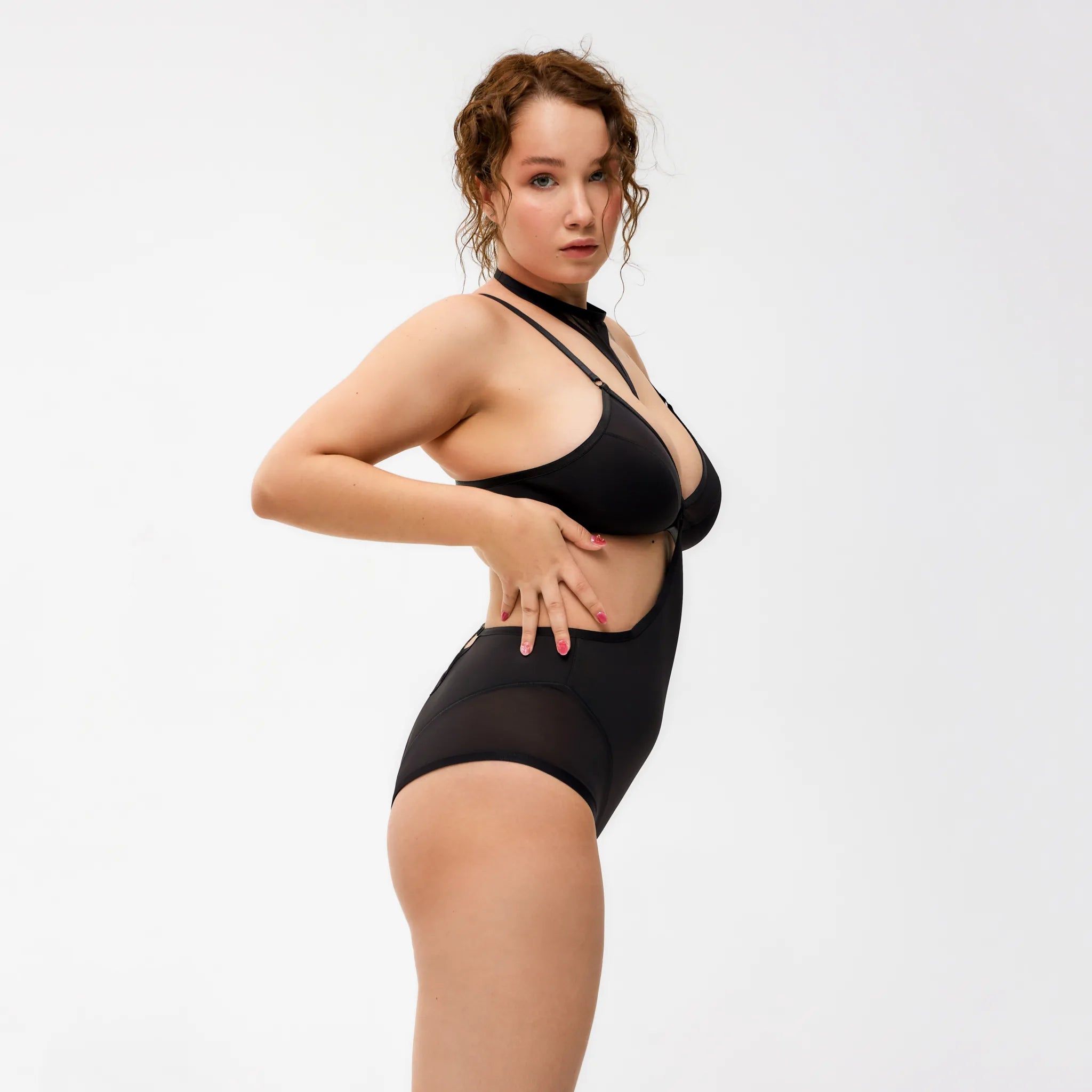 Sexy Ultra High Waist Thong Panties with Choker - Perfect for Lingerie, Role Play & Sensual Nights