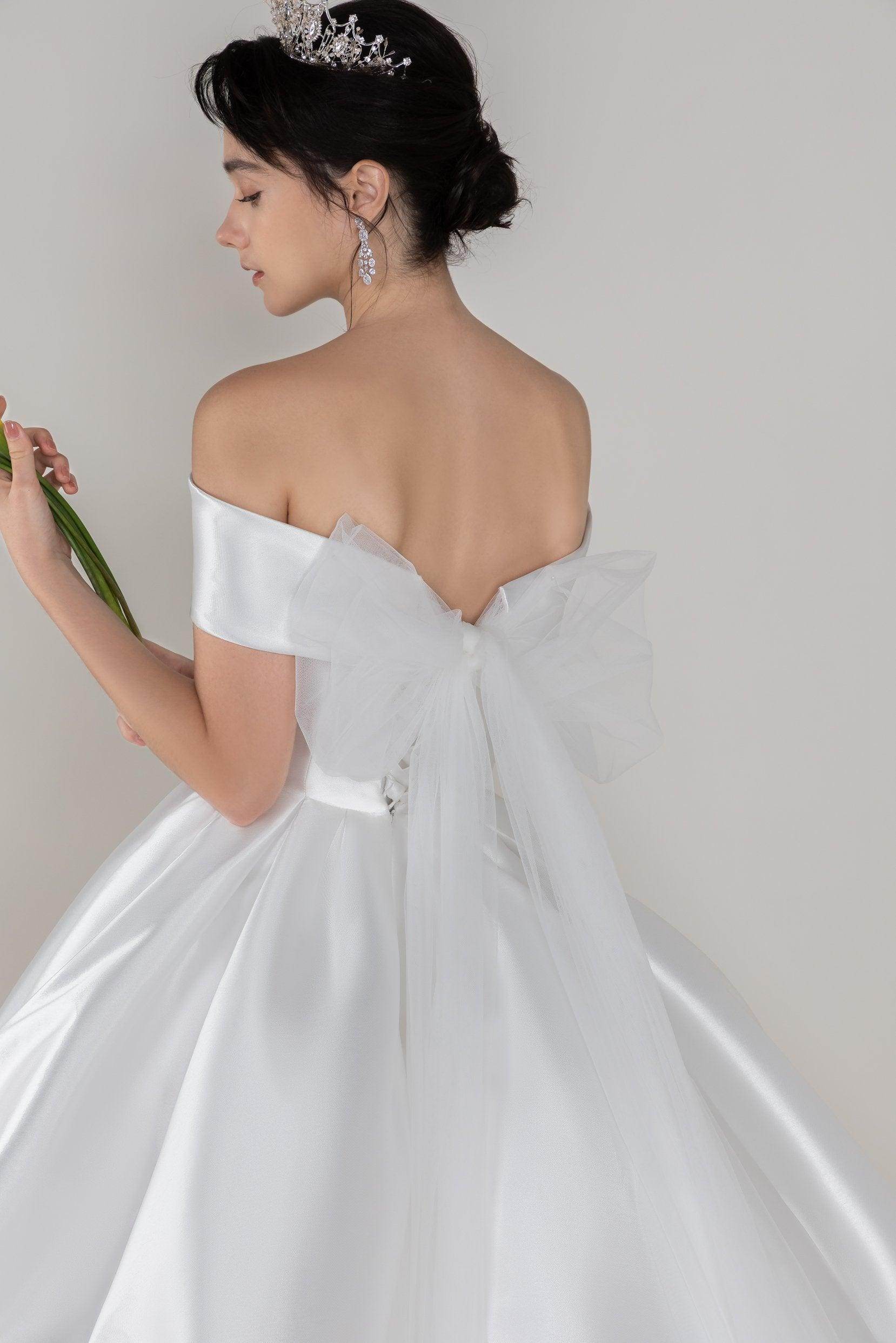 Elegant Princess Court Train Mikado Wedding Dress CW2520 - Perfect for Bridal Ceremonies, Formal Events & Romantic Photos