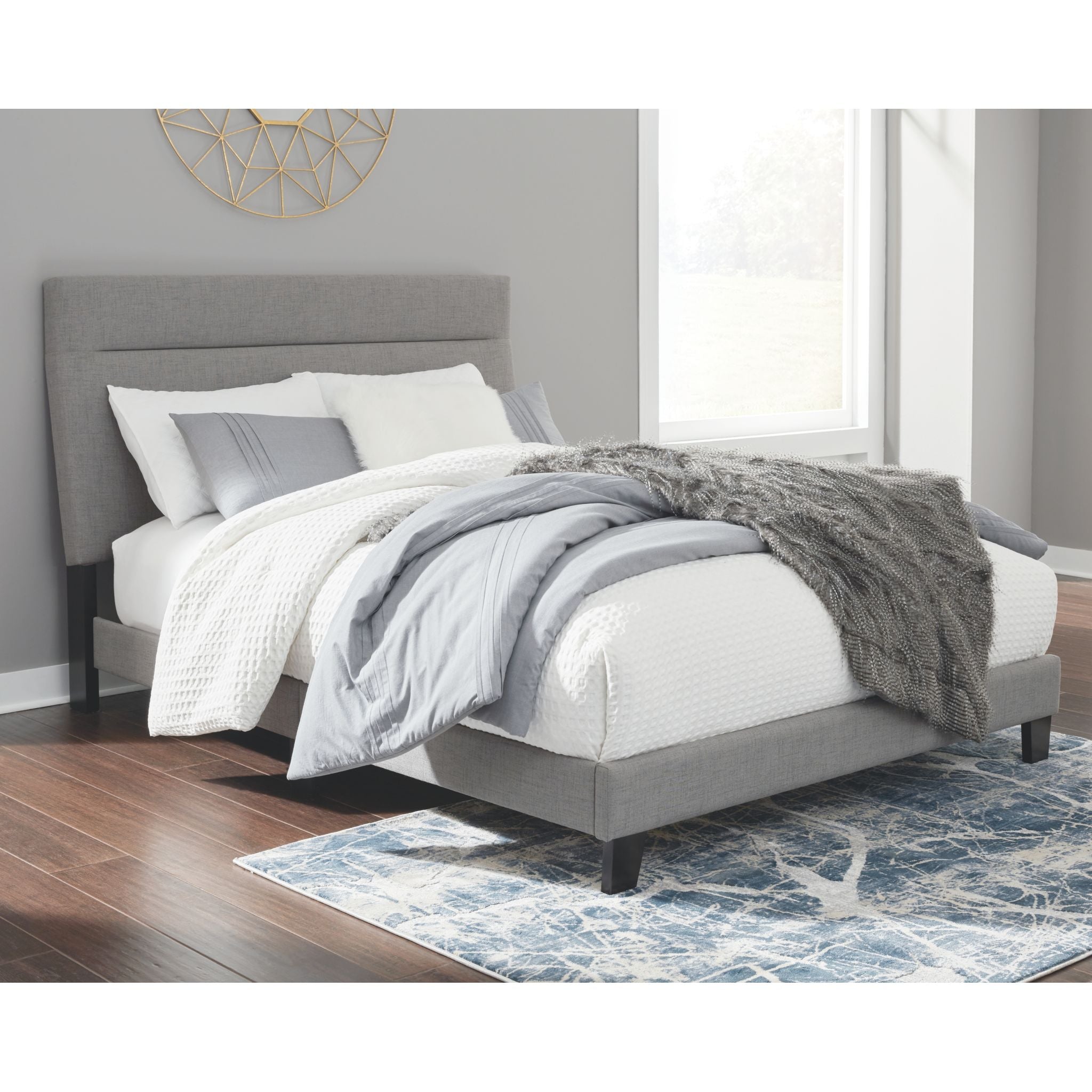 Adelloni King Upholstered Bed Frame - Gray Fabric Headboard - Modern Luxury Bedroom Furniture for Master Suite & Guest Room