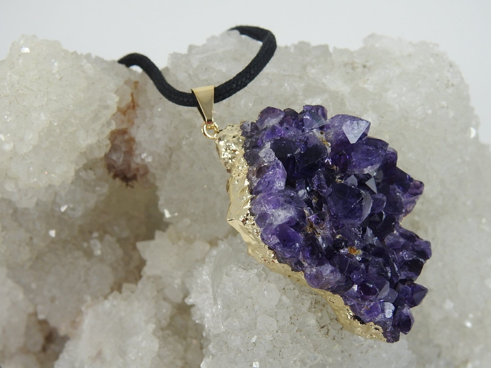 Natural Amethyst Cluster Necklace - Healing Crystal Jewelry for Women | Perfect for Meditation, Energy Cleansing & Spiritual Gifts