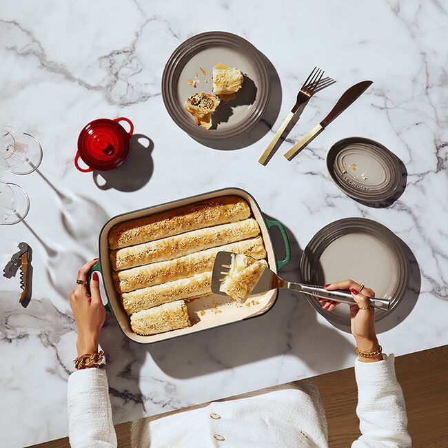 Le Creuset 4.9 Quart White Rectangular Roaster Pan - Perfect for Oven Roasting, Baking, and Serving Dishes at Family Gatherings