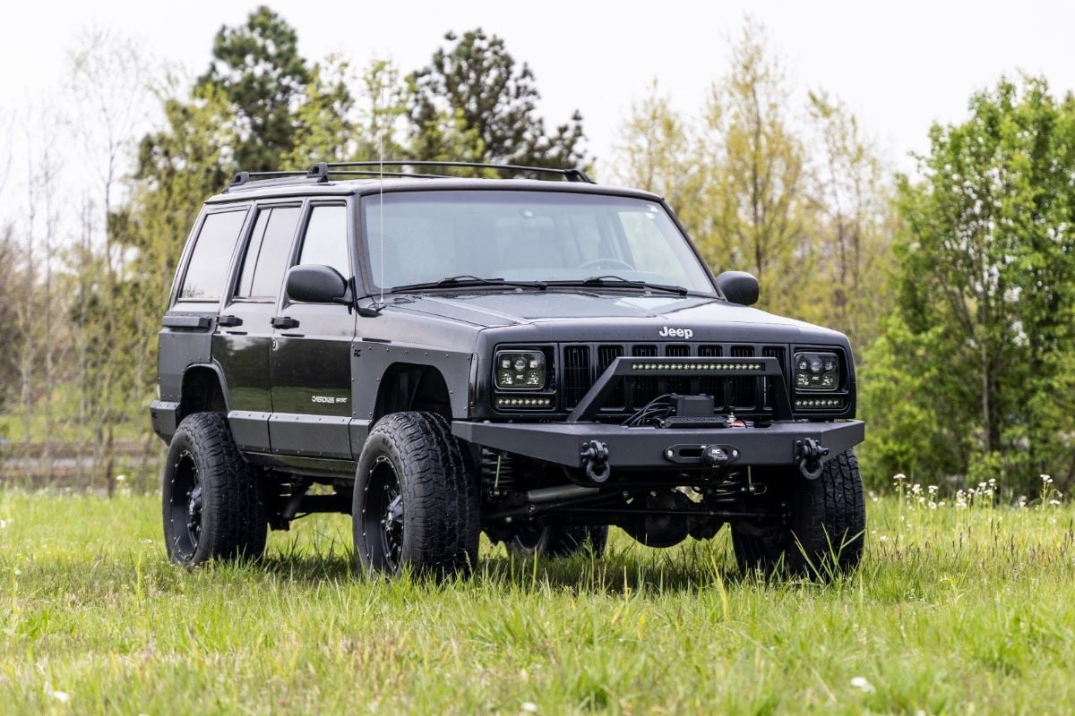 3 Inch Lift Kit for Jeep Cherokee XJ 2WD/4WD (1984-2001) | Heavy Duty Rear Add-A-Leaf (AAL) | V2 Suspension Upgrade | Part #67070 | Off-Road & Trail Performance Enhancement