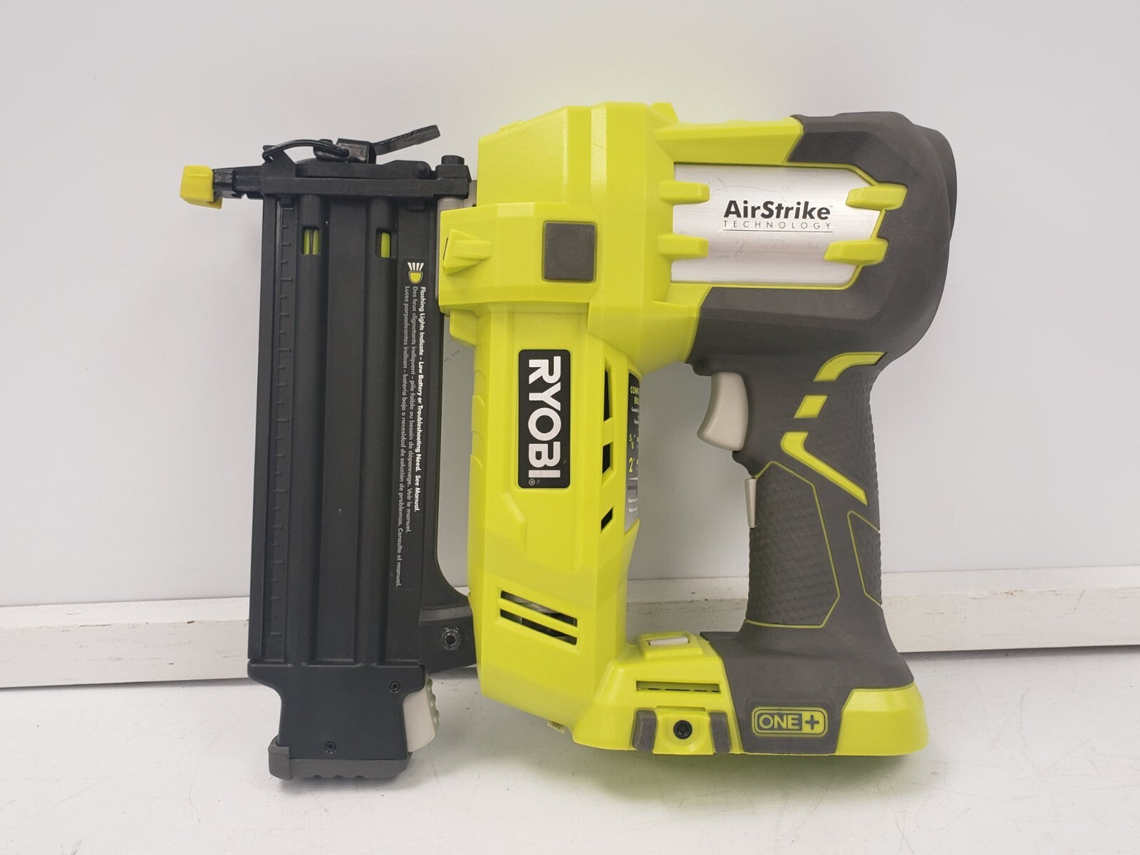 Ryobi P320 18V Cordless Brad Nailer - 2.0Ah Battery Included - Perfect for DIY Projects, Woodworking & Home Renovations