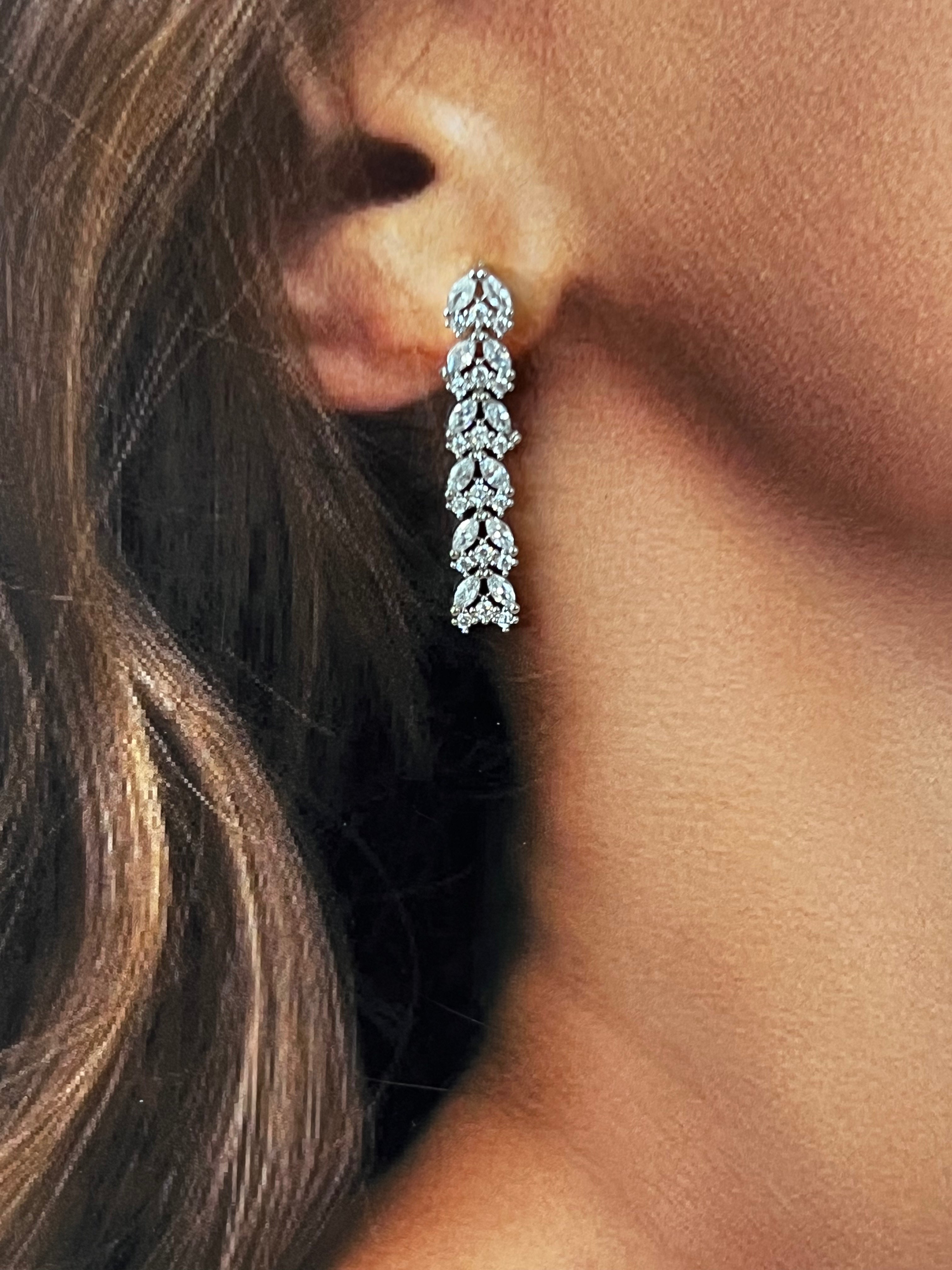 Swarovski Crystal SOL Earrings for Women - Elegant & Sparkling Stud Earrings for Everyday Wear, Parties & Special Occasions