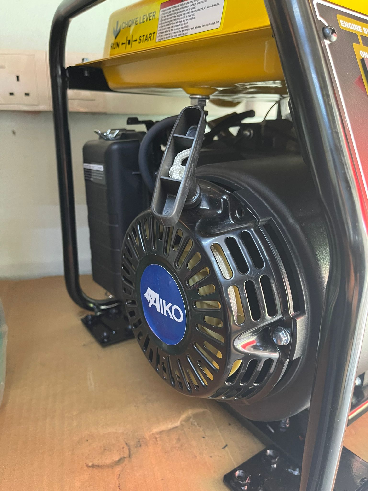 Aiko 220V 3500W Smart Inverter Gasoline Generator - Portable Power Supply with 2 Outlets for 3-Pin Plug | Model YK3200I | Ideal for Camping, Home Backup & Outdoor Events