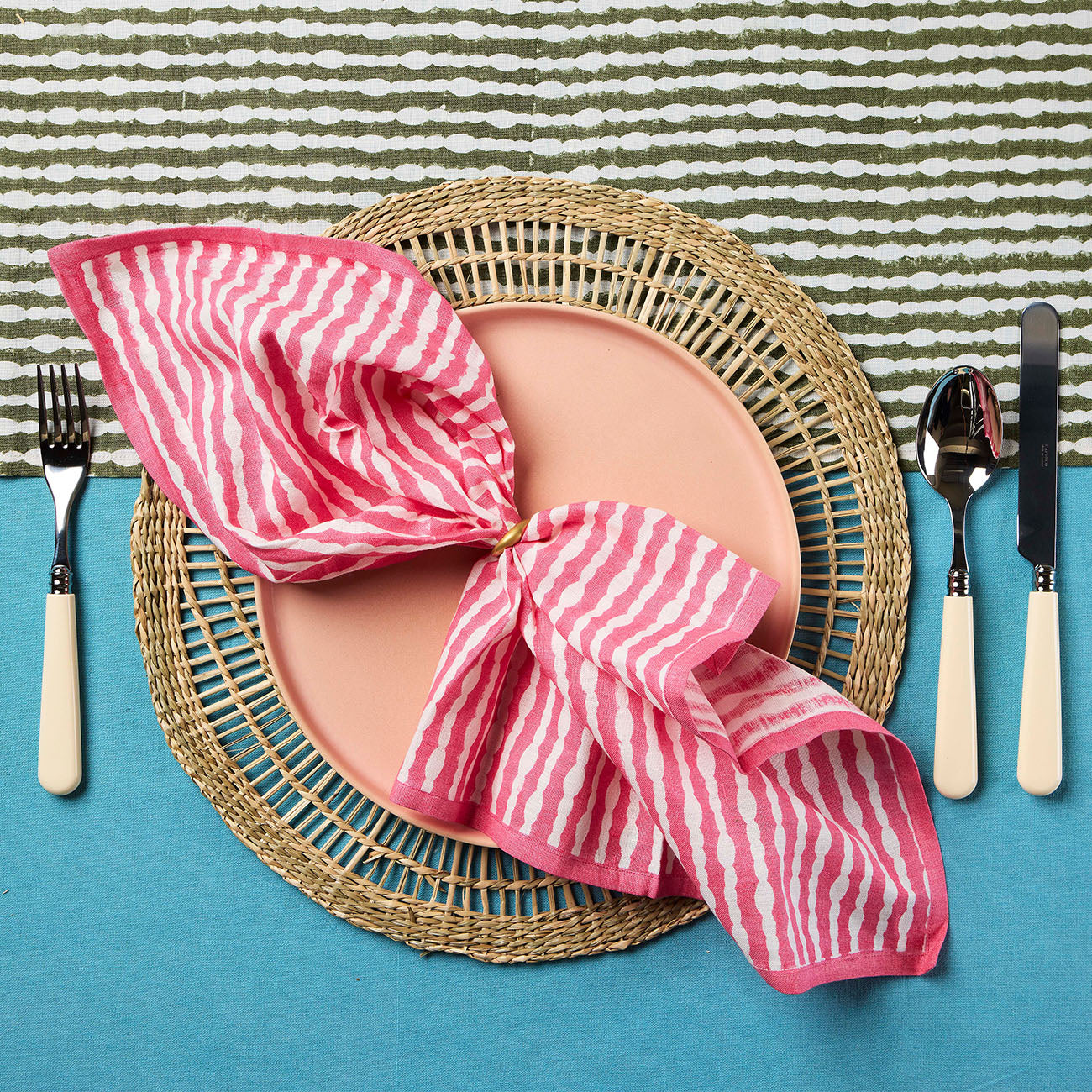 Elegant Pebble Olive Table Runner - Perfect for Dining Tables, Weddings, and Home Decor