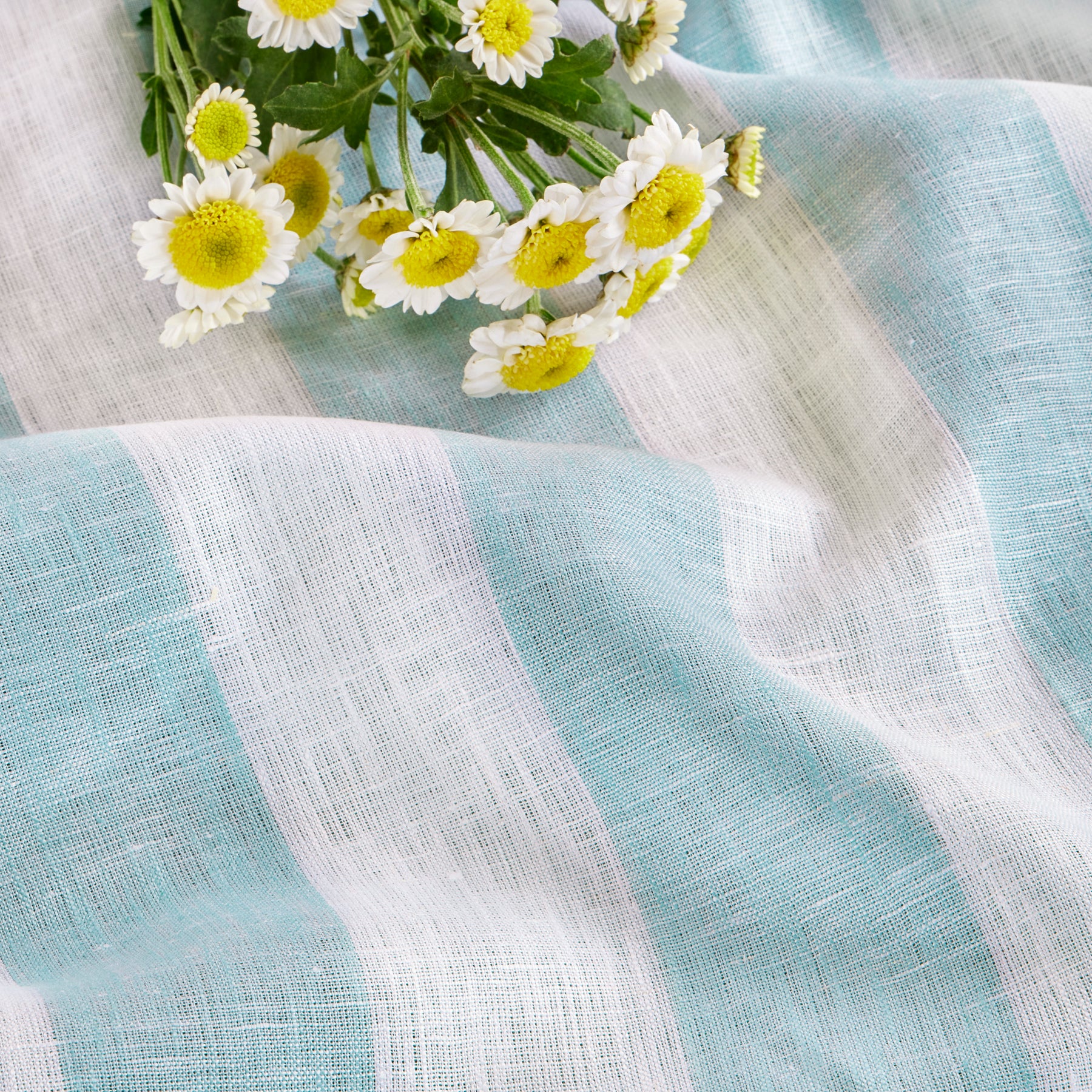 Stylish Cabana Stripe Table Throw - Waterproof Outdoor Picnic & Beach Dining Tablecloth - Perfect for Patio, Garden, and Summer Parties