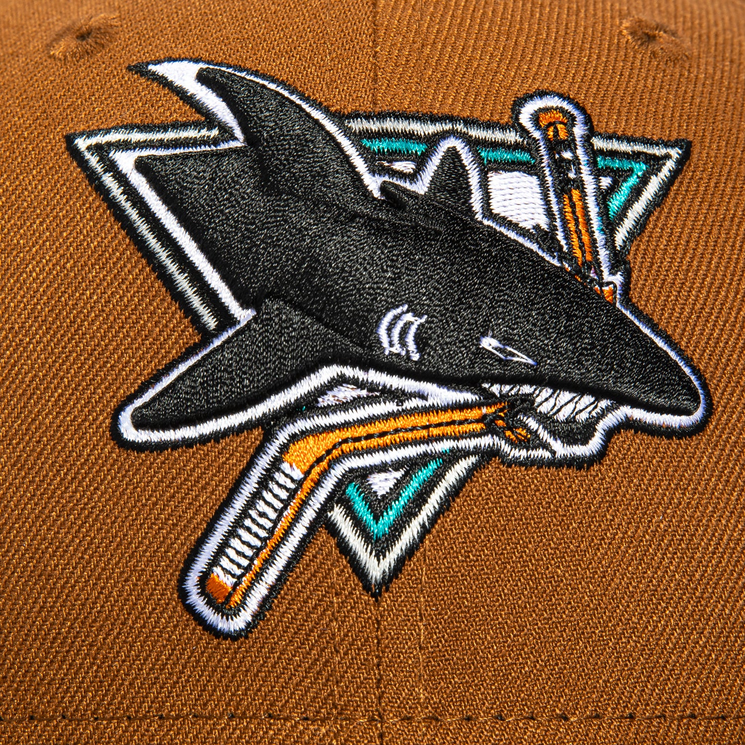 New Era 59FIFTY San Jose Sharks Logo Patch Snapback Hat - Khaki & Olive Green - Official NHL Licensed Baseball Cap for Men, Women - Perfect for Games, Streetwear & Sports Fan Fashion