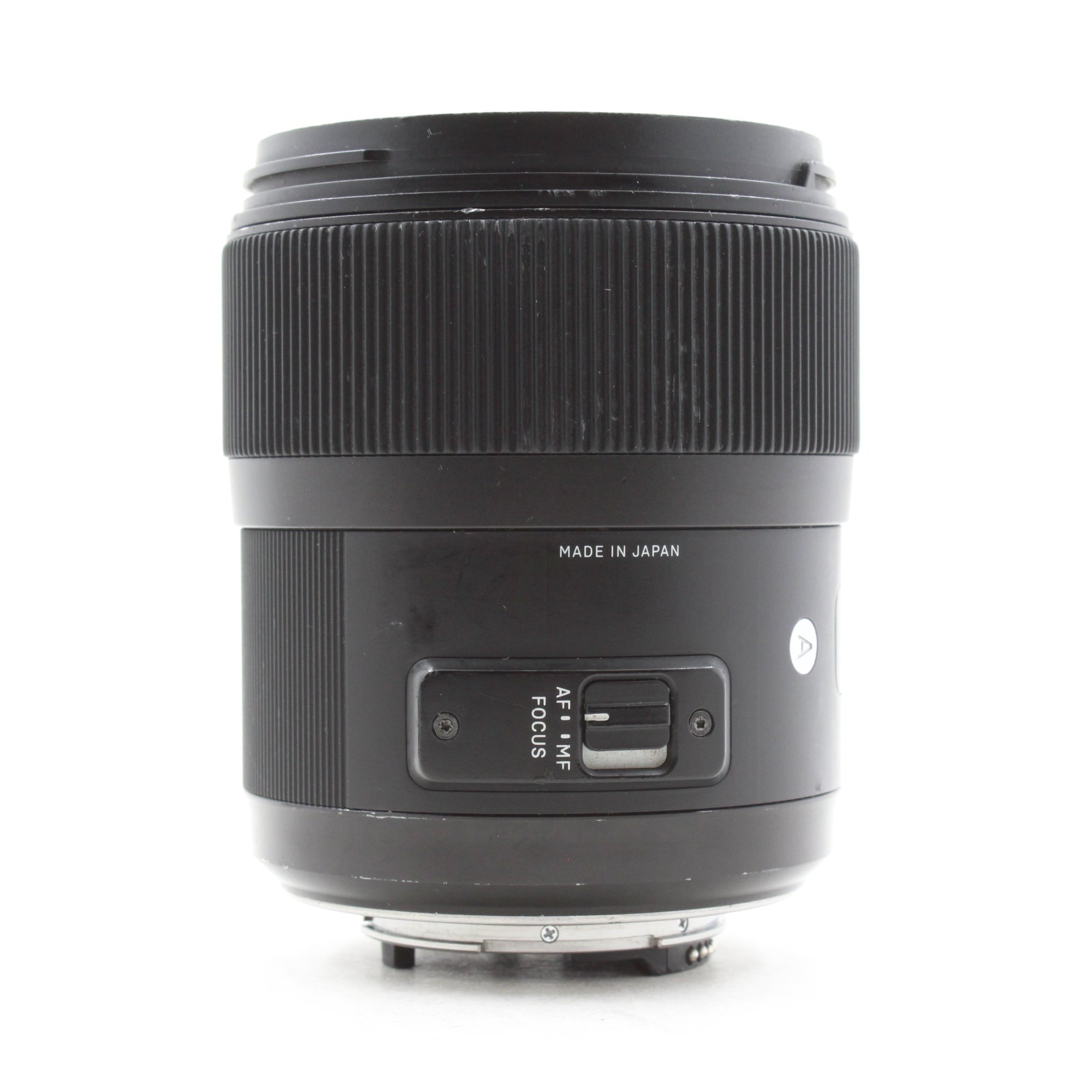 Used Sigma Art 35mm f/1.4 DG HSM Lens for Nikon F Mount - Perfect for Portrait, Street & Low Light Photography