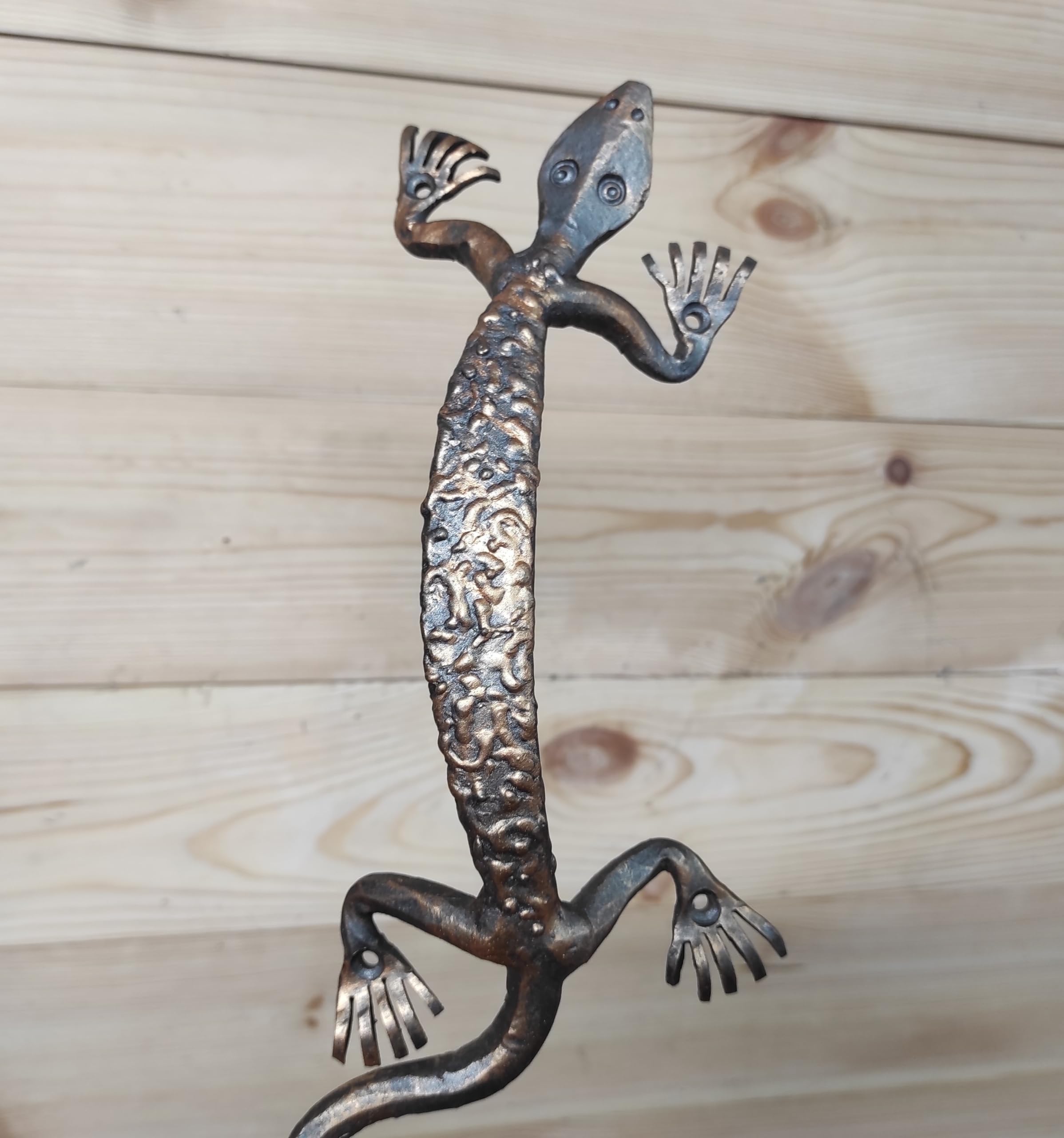 Lizard Metal Barn Door Handle - Rustic Pull for Farmhouse Style