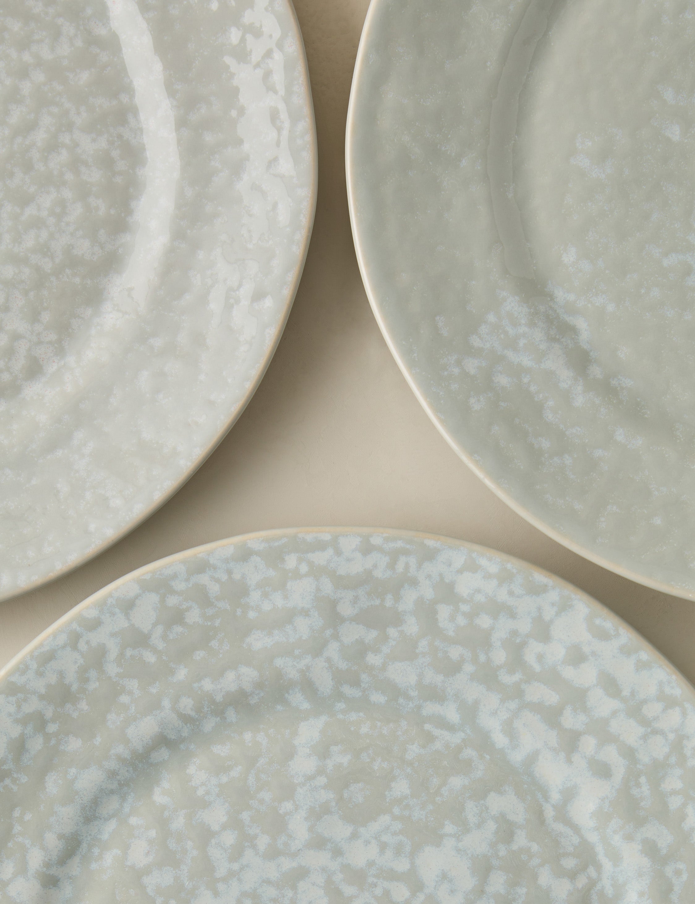 Geneva Stoneware Dinnerware Set - Elegant & Durable Ceramic Plates, Bowls & Mugs for Everyday Use - Perfect for Family Dinners, Restaurants & Home Decor