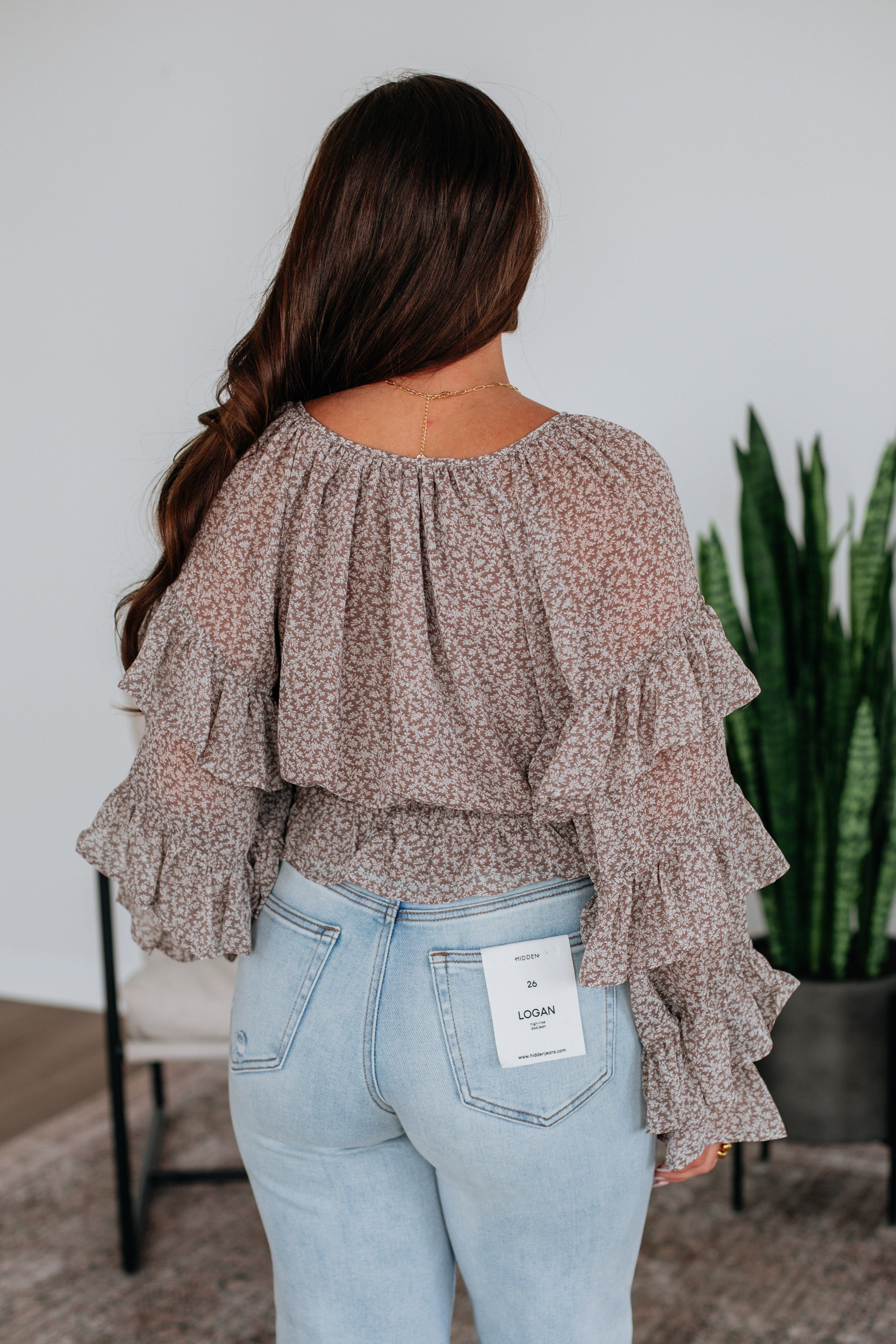 Aletta Floral Top Women's Blouse - Elegant Floral Print Summer Tops for Casual Wear, Office & Date Night Outfits