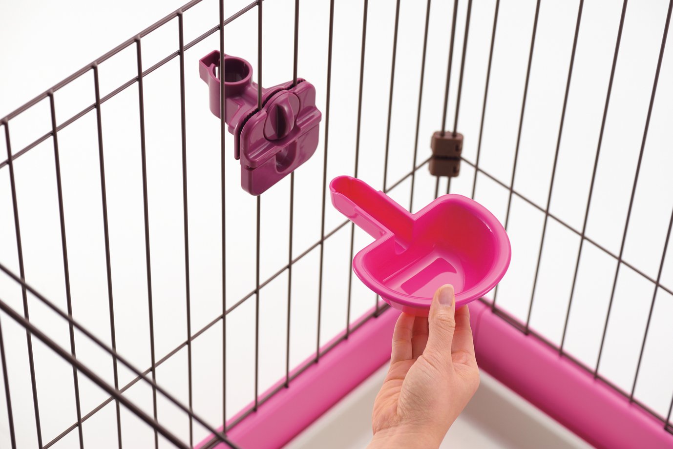 Richell Pink Pet Water Dish for Cats & Dogs - Indoor Use