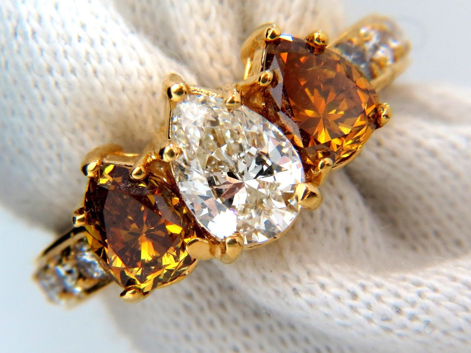 2.90CT Natural Fancy Vivid Yellow Brownish Pear-Shaped Diamond Ring in 18K Gold – Perfect for Engagement, Anniversary & Special Occasions