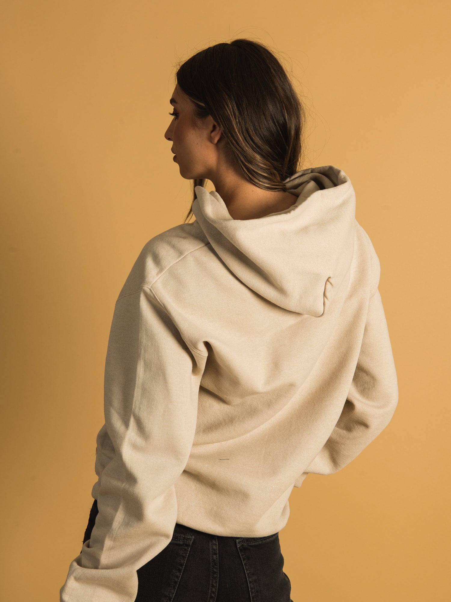 BEAR EMBROIDERED HOODIE - Soft Cotton Unisex Pullover Sweatshirt for Men & Women - Cozy Winter Fashion & Streetwear Style - Perfect for Casual Outfits, Outdoor Activities and Lounge Wear