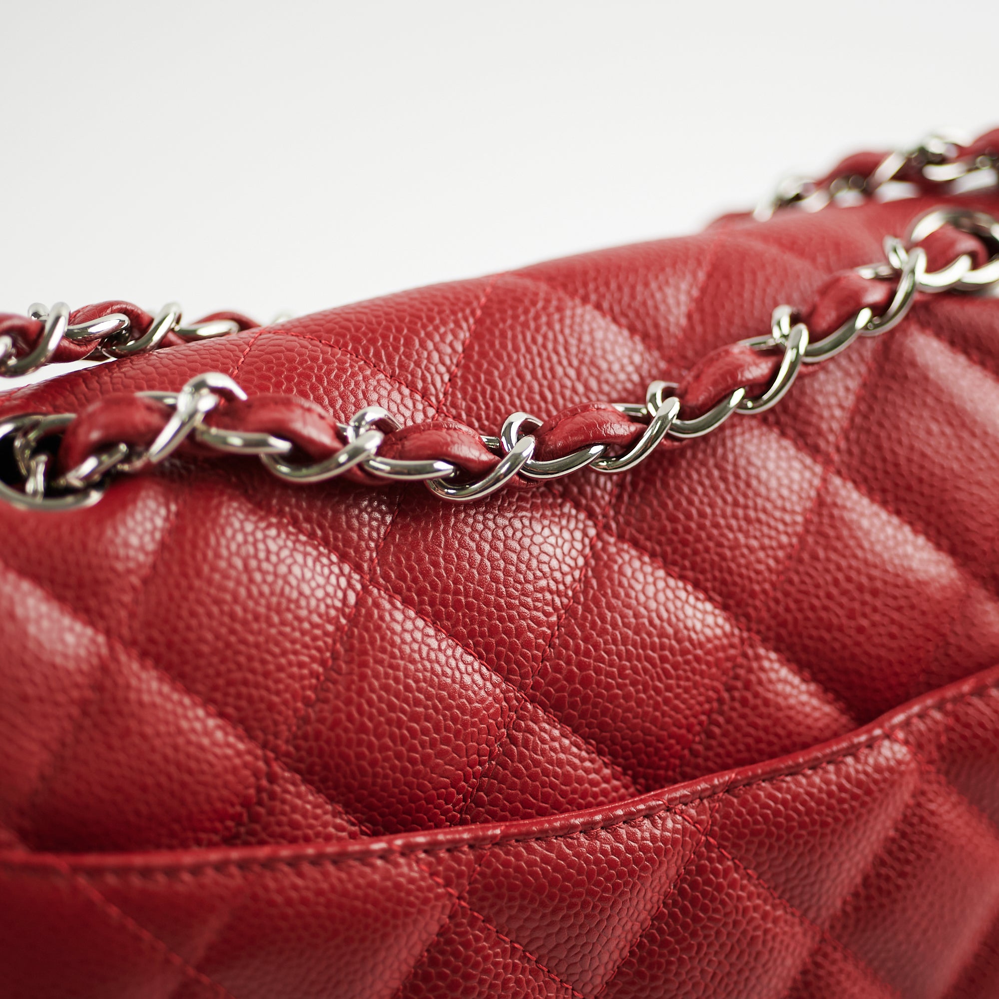 Chanel Caviar Jumbo Single Flap Bag in Red - Luxury Designer Handbag for Women, Perfect for Evening Events & Special Occasions