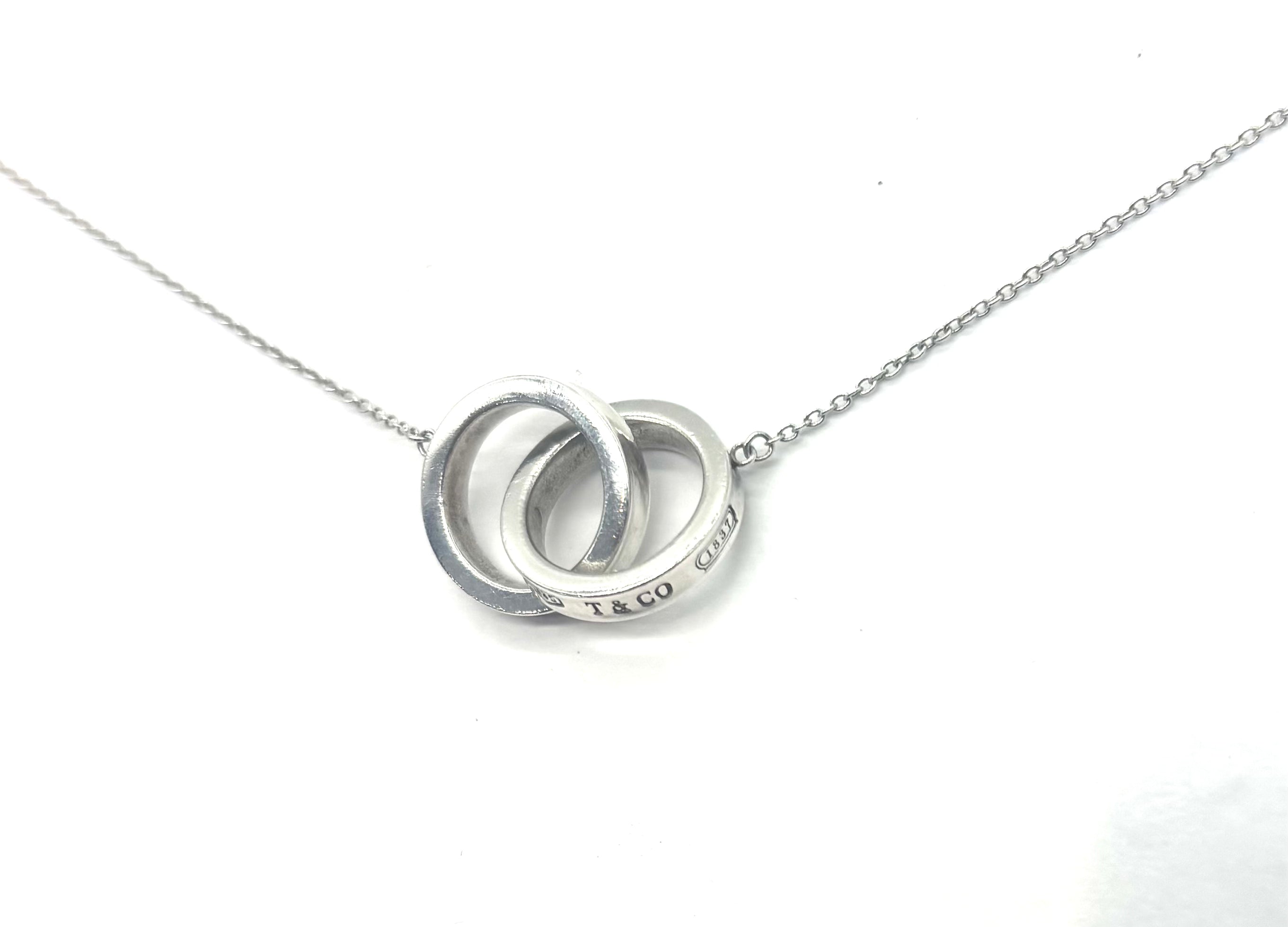 Tiffany & Co .925 Sterling Silver Interlocking Circles Necklace for Women - Elegant Layering Jewelry for Everyday Wear & Special Occasions