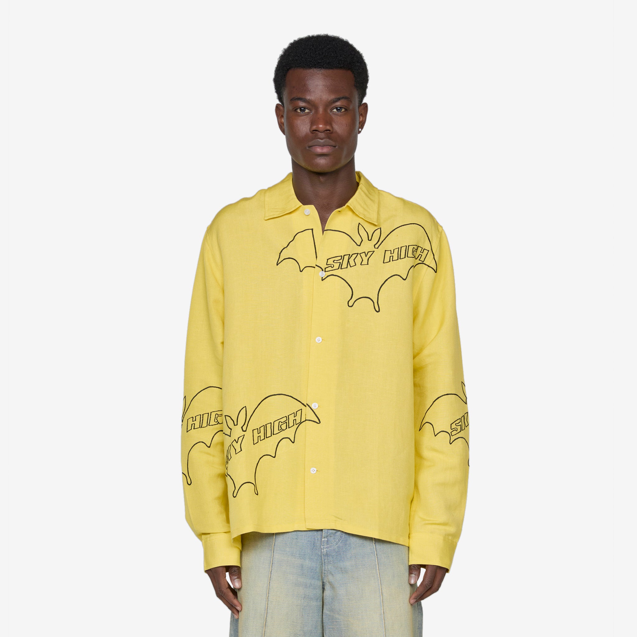 Sky High Bat Embroidered Yellow Shirt - Vintage Baseball Style Top for Men & Women - Perfect for Casual Wear, Street Fashion & Baseball Games