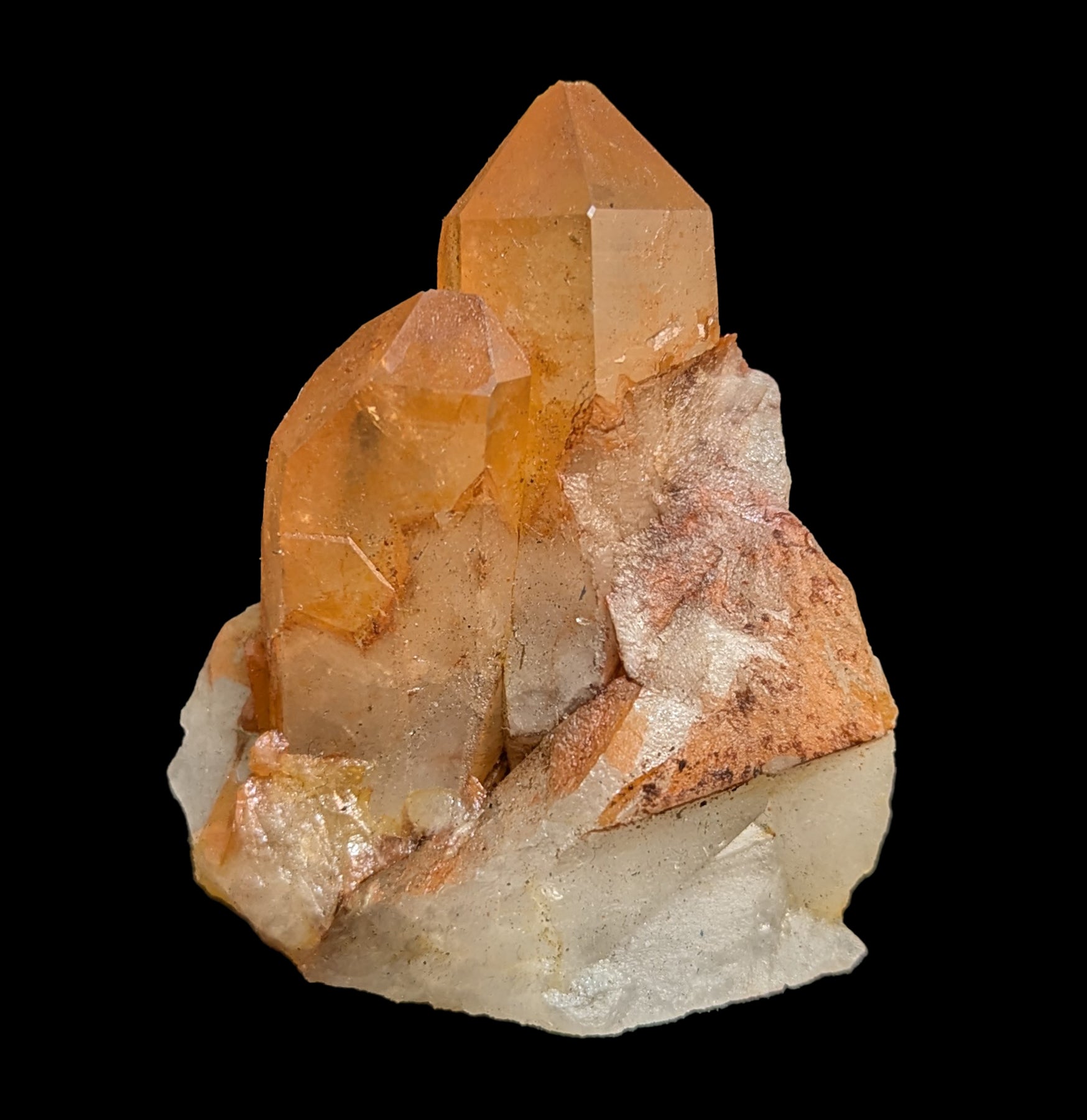 Natural Tangerine Quartz Crystal Cluster - Healing Stone for Meditation, Reiki, and Energy Work - Perfect for Home Decor, Spiritual Gifts, and Yoga Spaces
