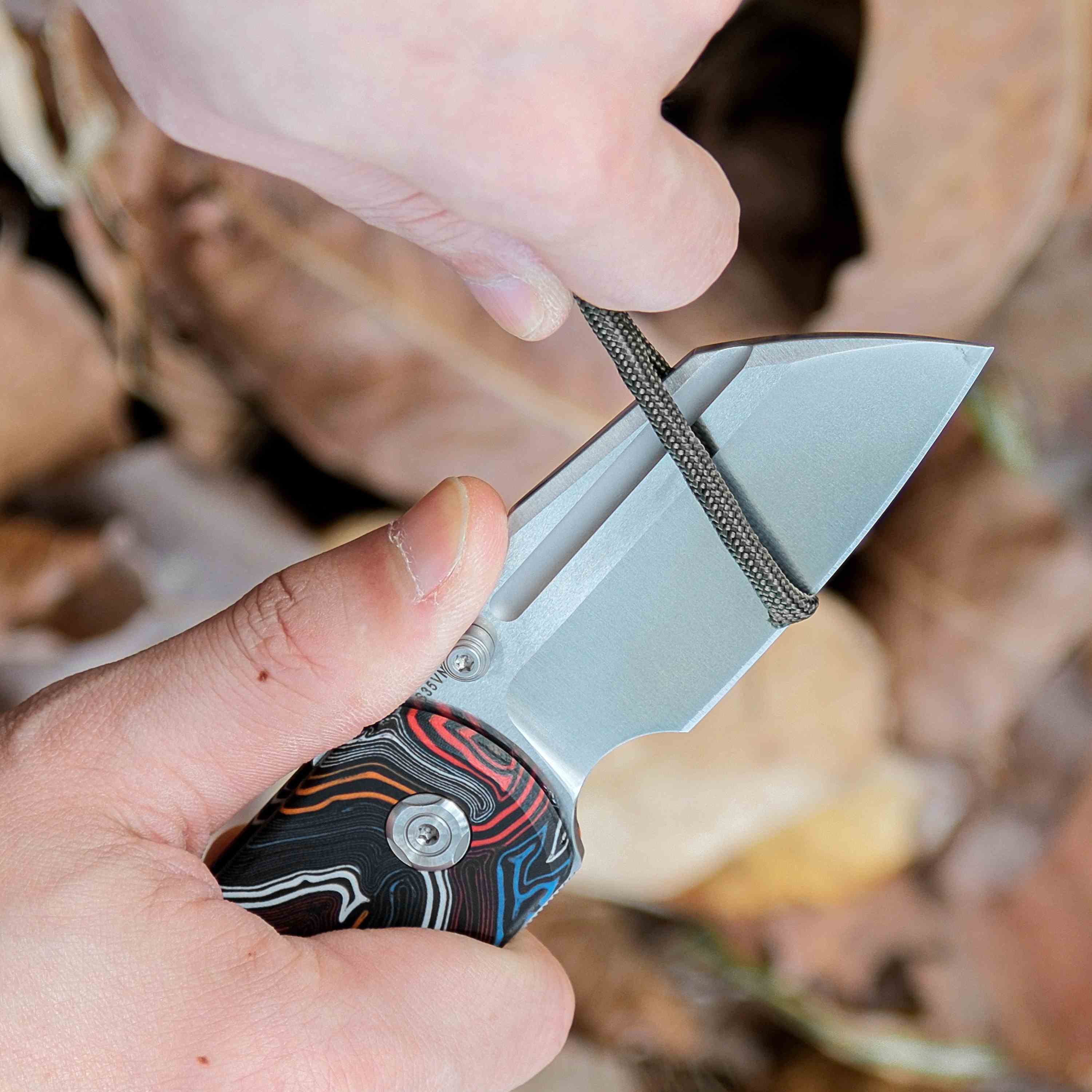 Premium EDC Pocket Knife - Hedgehog Top Liner Lock with 2.99