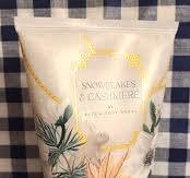 Snowflakes & Cashmere Exfoliating Body Scrub - 8 oz Moisturizing & Luxurious Skin Care for Dry Winter Skin - Perfect for Spa Day & Holiday Gifts