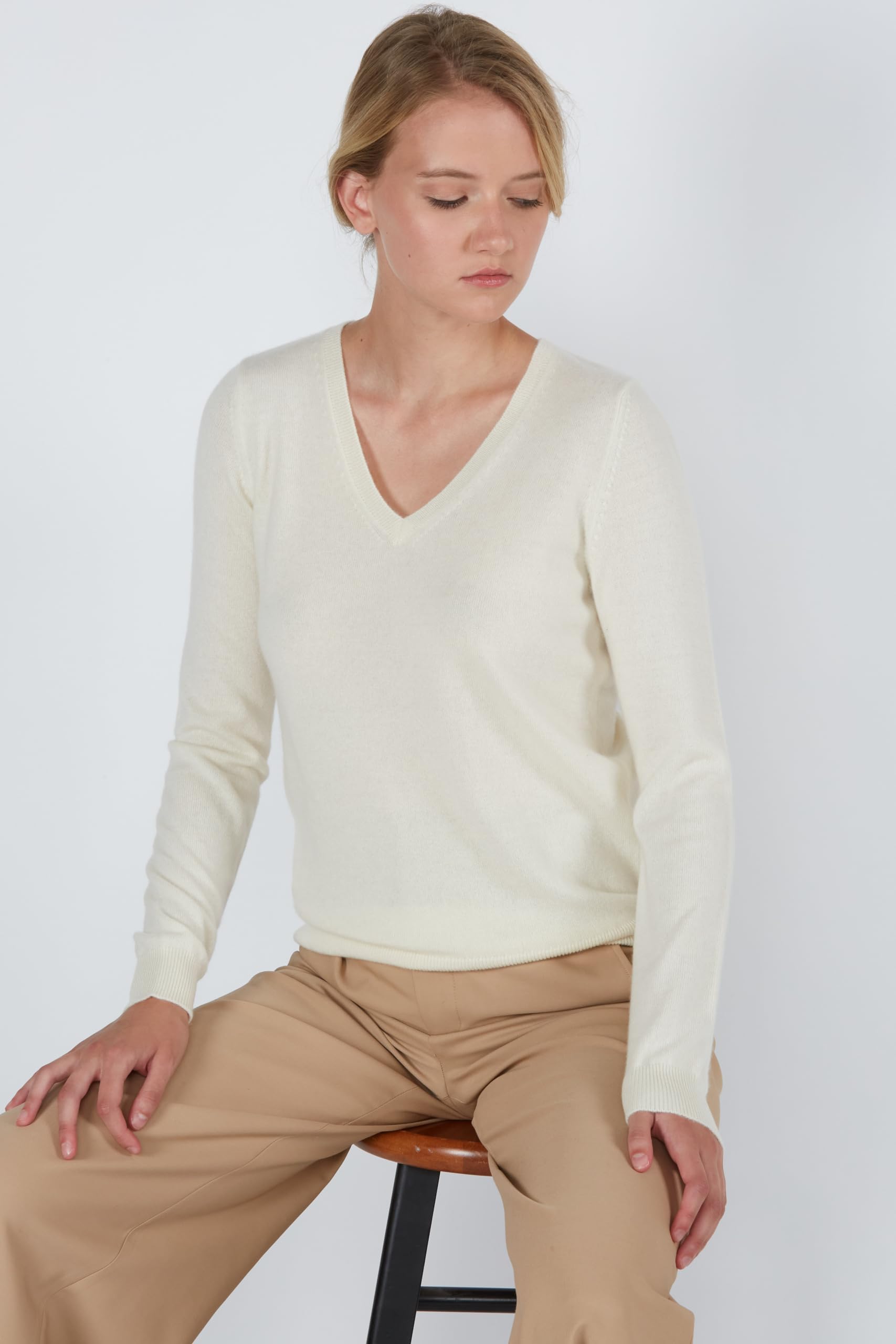 JENNIE LIU Women's 100% Pure Cashmere Long Sleeve V-Neck Pullover Sweater - Soft & Warm Winter Knitwear for Office, Date Night & Casual Outfits