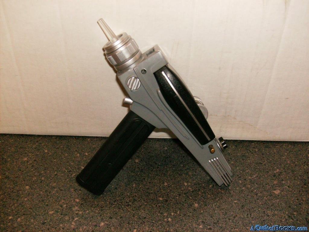 Star Trek Classic Role Play Phaser Toy - Authentic Replica for Kids & Collectors - Perfect for Cosplay, Halloween Costumes & Sci-Fi Themed Parties