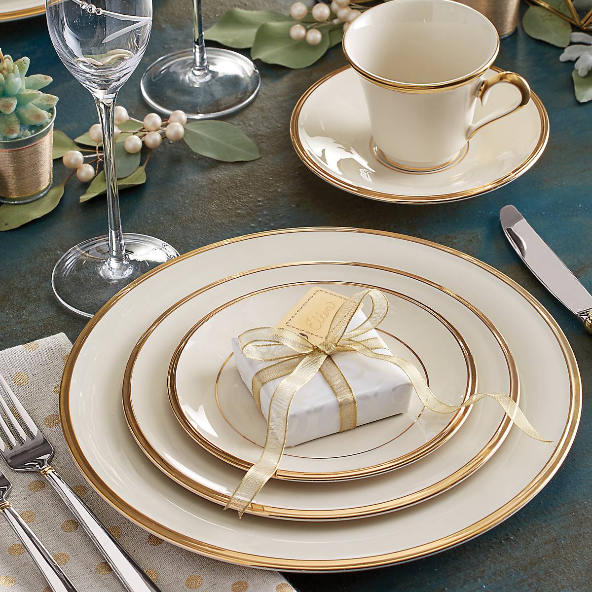 Eternal 5-Piece Dinnerware Set - Elegant Porcelain Plates, Bowls & Cups for Formal Dining, Casual Meals & Entertaining