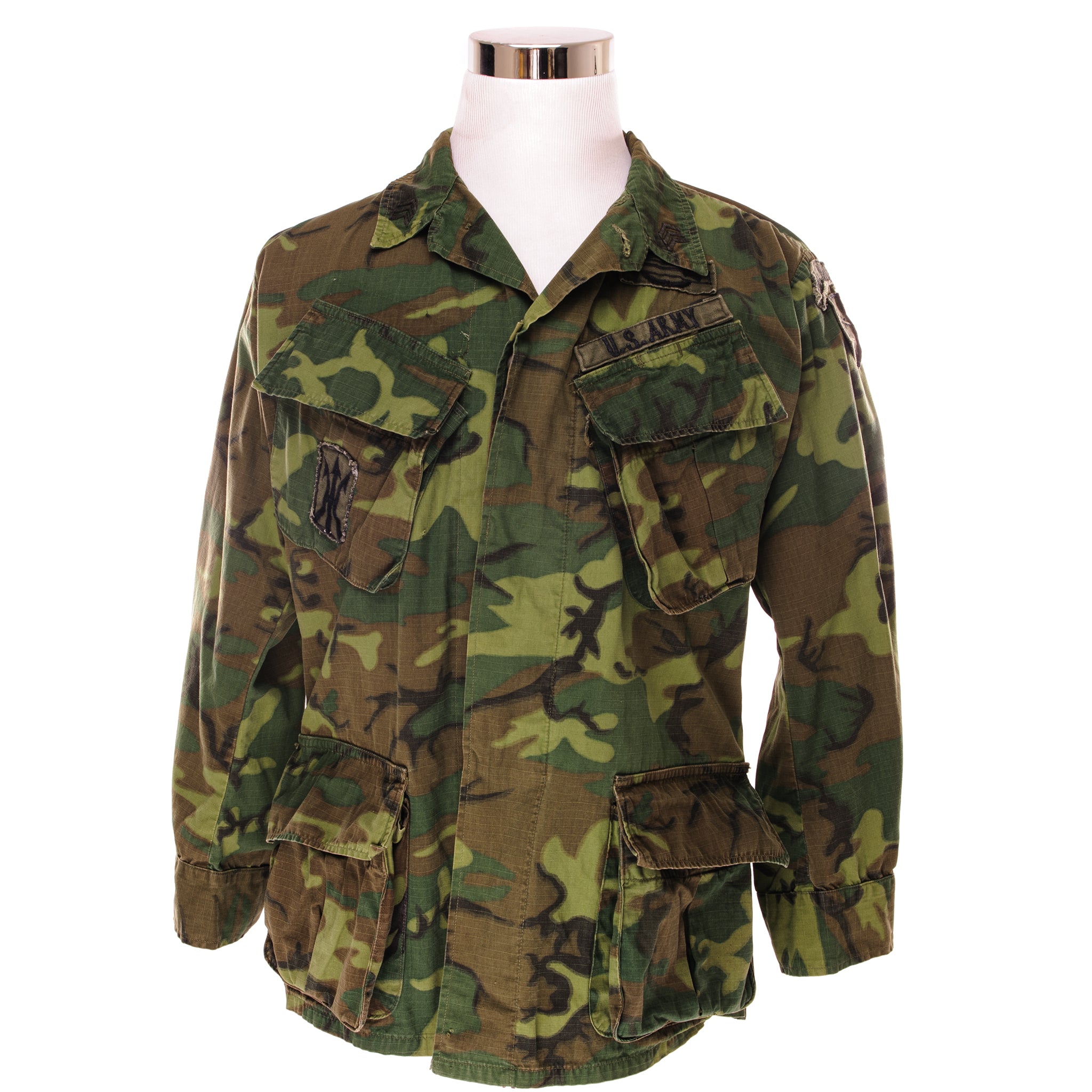 Vintage US Army Tropical Combat Jacket 5th Pattern ERDL 1969 Vietnam War - Medium Short Size with Witch Patches | Military Surplus, Outdoor Adventure, Historical Reenactment, Collector's Item