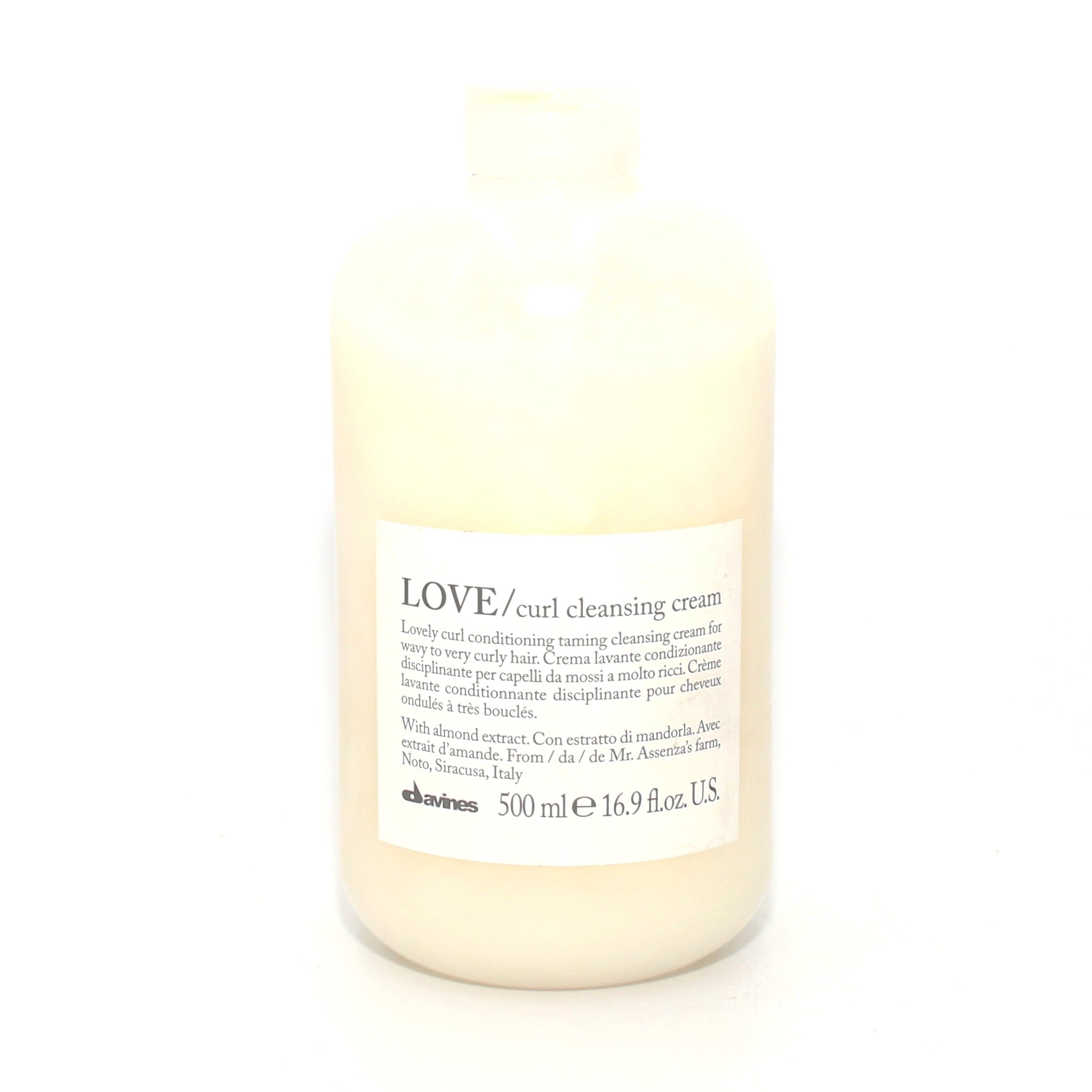 Davines Love Curl Cleansing Cream for Curly Hair - 16.9 oz Hydrating Shampoo | Sulfate-Free, Moisturizing Hair Care for Defined Curls | Perfect for Daily Use & Salon-Quality Results
