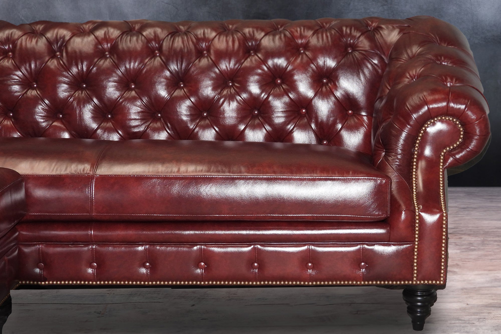 Luxury Opulence Genuine Leather Sectional Sofa - Modern & Comfortable Living Room Furniture for Home Theater, Lounge, and Family Gatherings