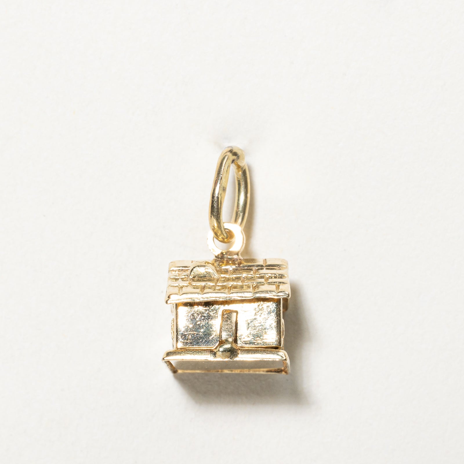 14K Yellow Gold House Charm Pendant - Elegant & Dainty Jewelry for Women - Perfect for Gifts, Home Decor & Special Occasions