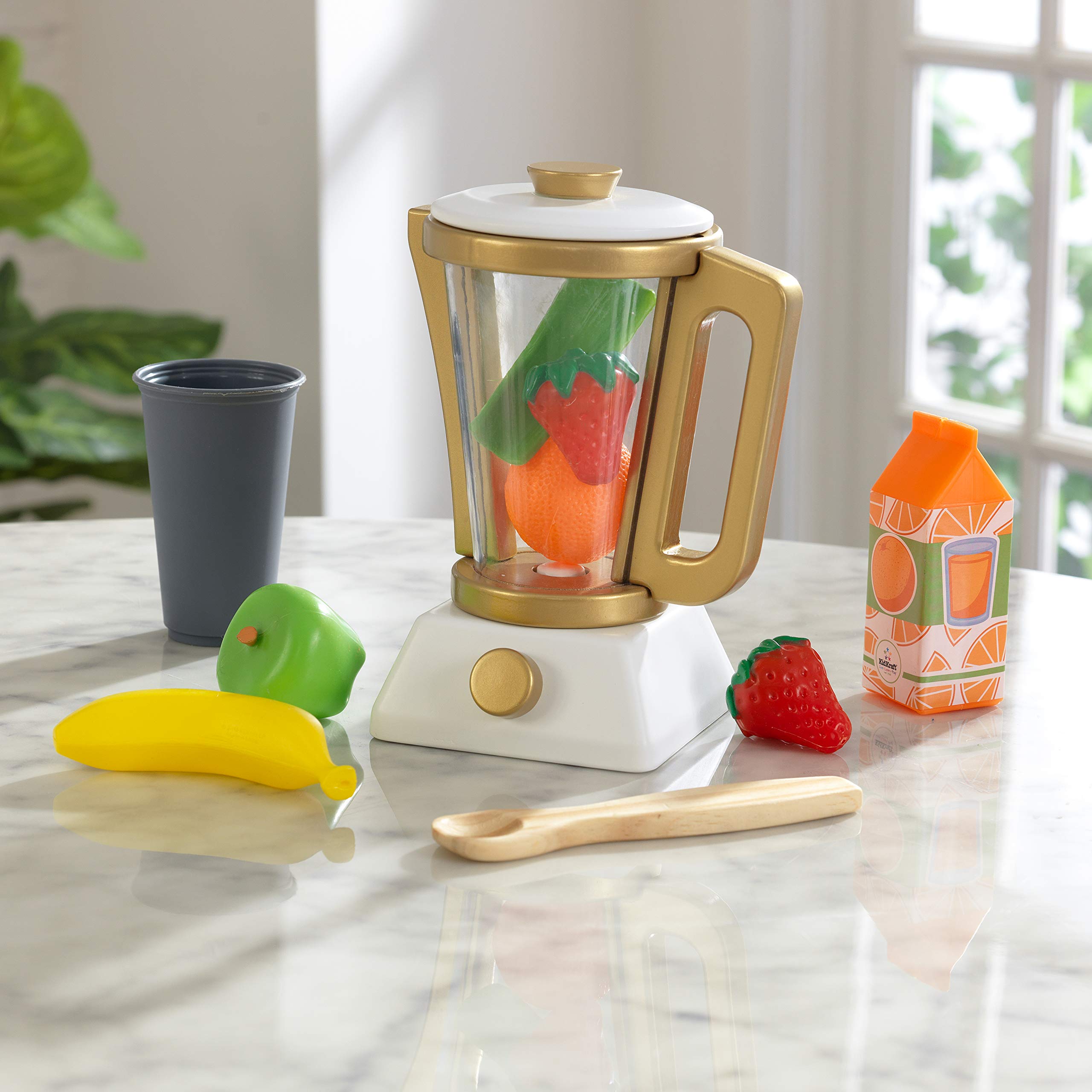 KidKraft Metallic Toy Smoothie Blender with Play Food & Accessories | Wooden Kitchen Appliance Set for Kids | Perfect Play Kitchen Accessories for Pretend Cooking & Role Play