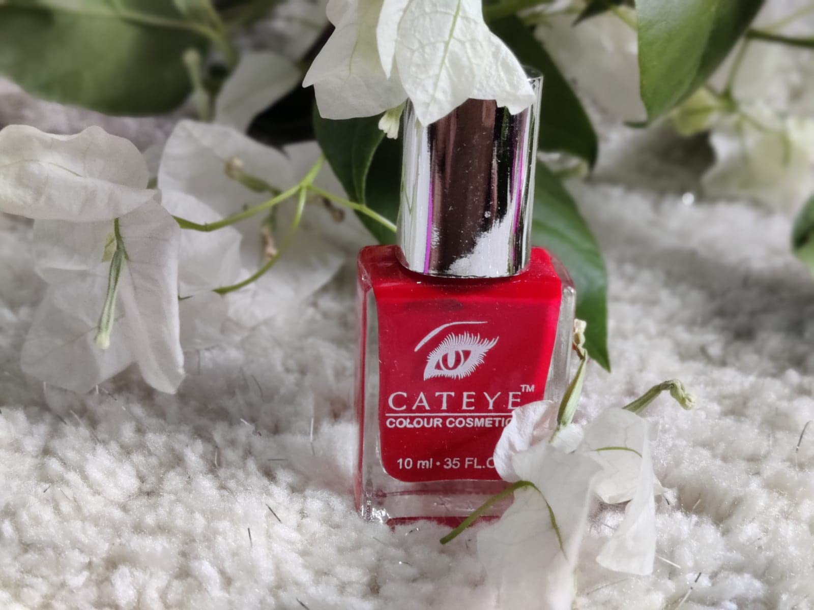 CATEYE Crimson Red Nail Polish - 14 Toxin-Free Nail Paints with Vitamin E | Glossy, Quick-Drying, High Coverage, Chip-Resistant & Long-Lasting | Perfect for Manicures, Pedicures & Professional Salon Use