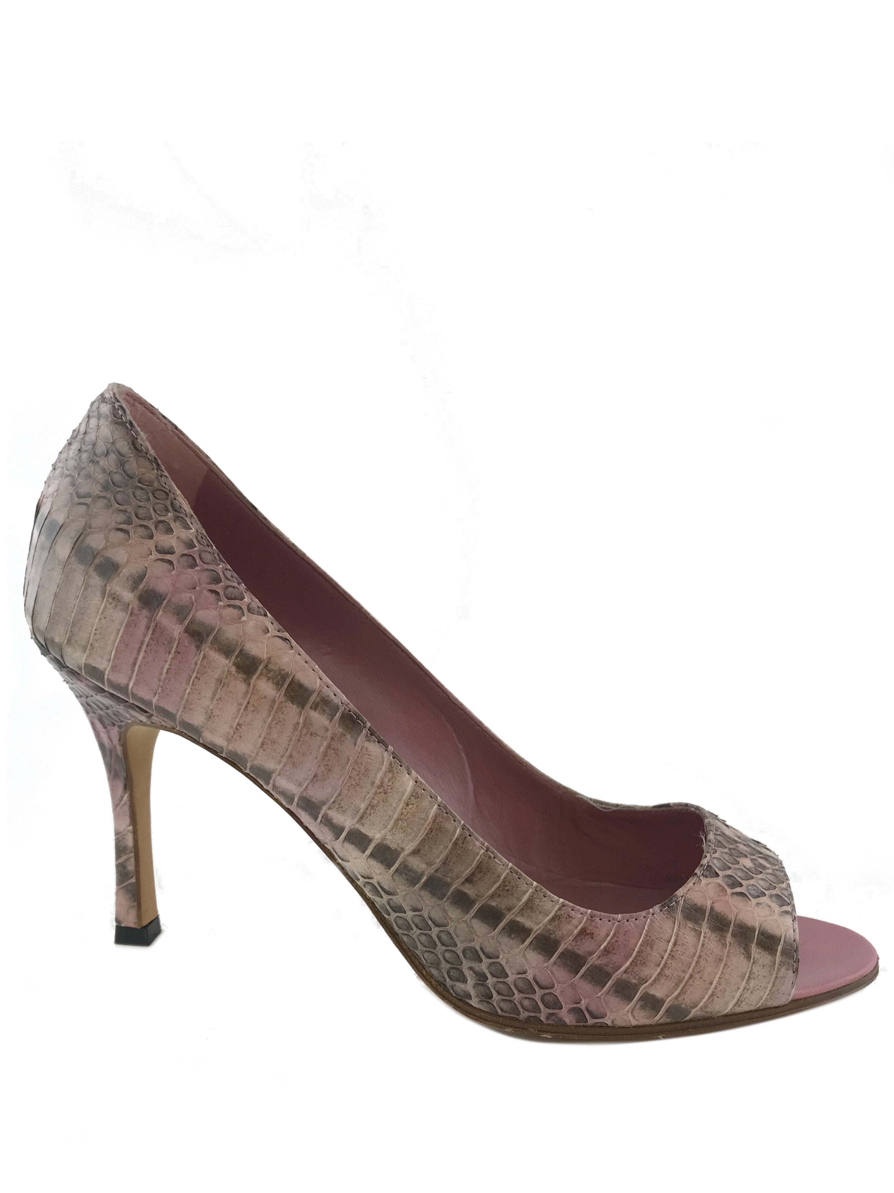 Manolo Blahnik Python Leather Peep-Toe High Heel Pumps Women's Size 7 - Elegant Evening Shoes for Parties, Weddings & Special Occasions