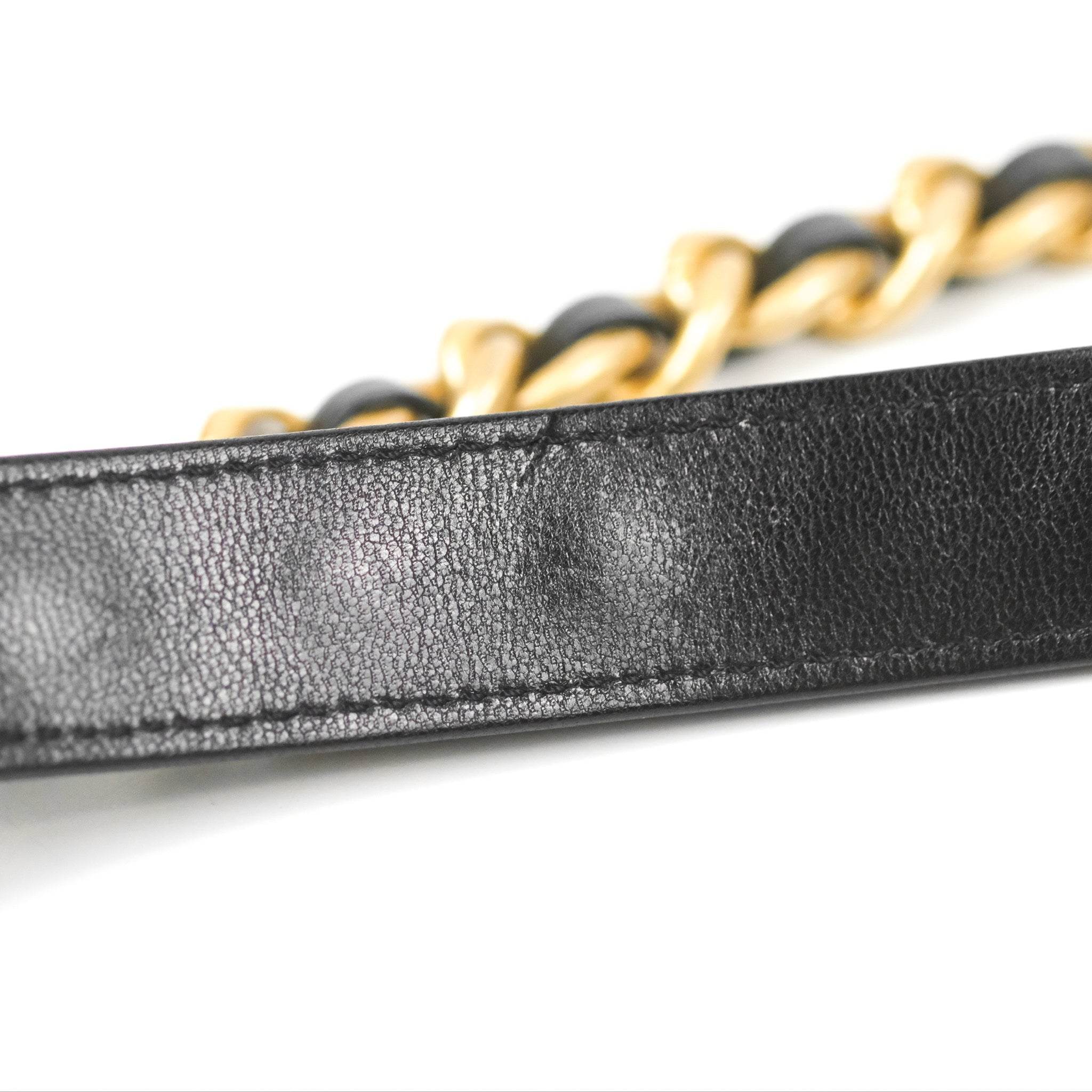 Chanel 19 Small Black Goatskin Leather Shoulder Bag with Mixed Metal Hardware - Perfect for Everyday Luxury & Evening Events