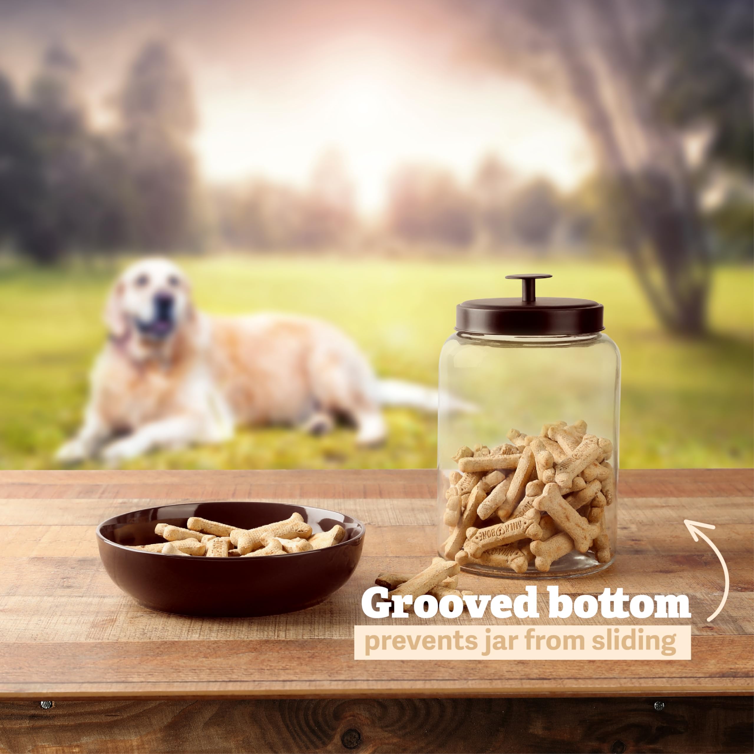 1 Gallon Glass Cookie Jar with Matte Black Metal Lid - Airtight Food Storage Container for Cookies, Candy, Dried Fruits & Nuts - Perfect for Kitchen, Pantry or Laundry Room Organization - Pack of 1 - Great for Home Baking & Bulk Food Storage