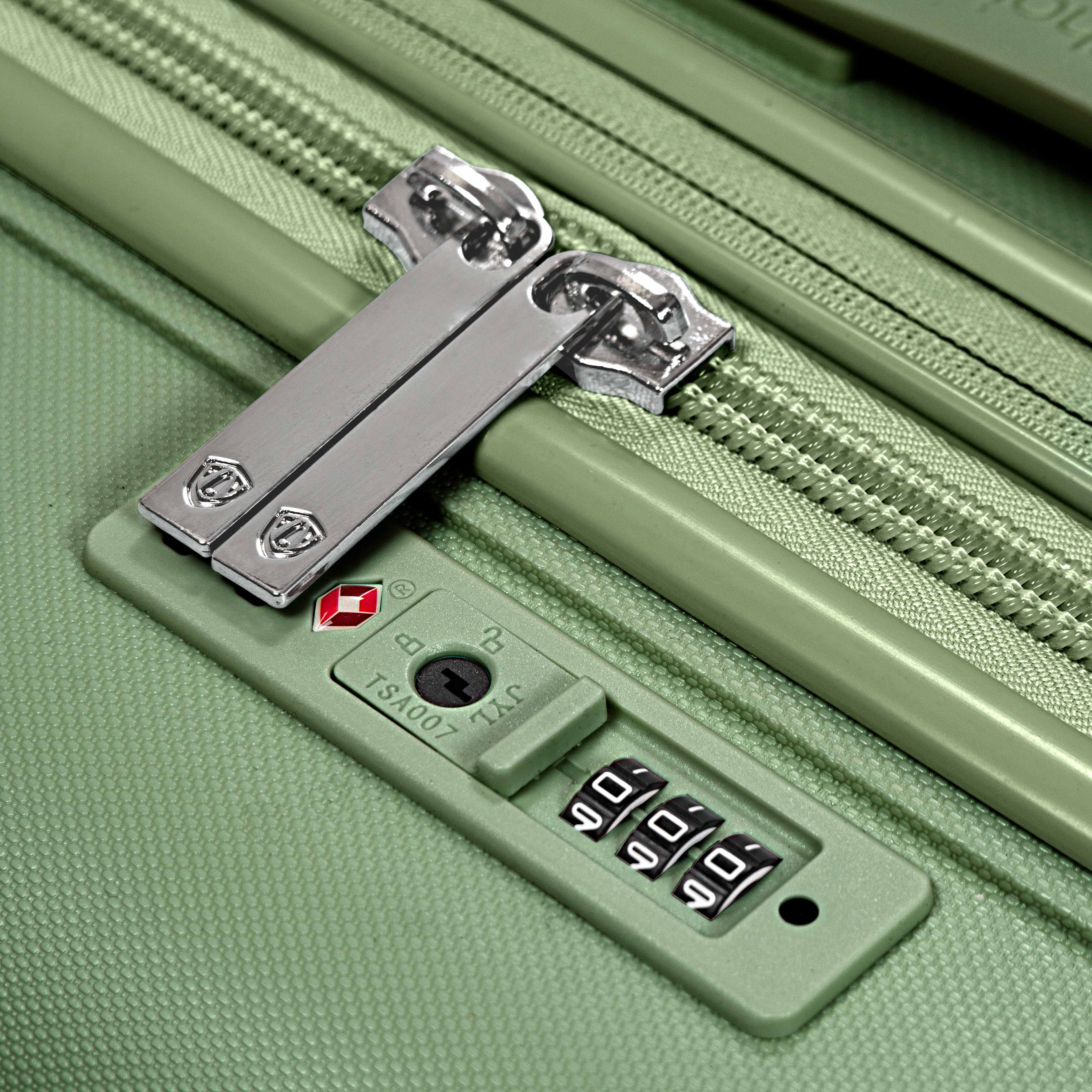 Pagosa Large Checked Luggage - Spacious 28