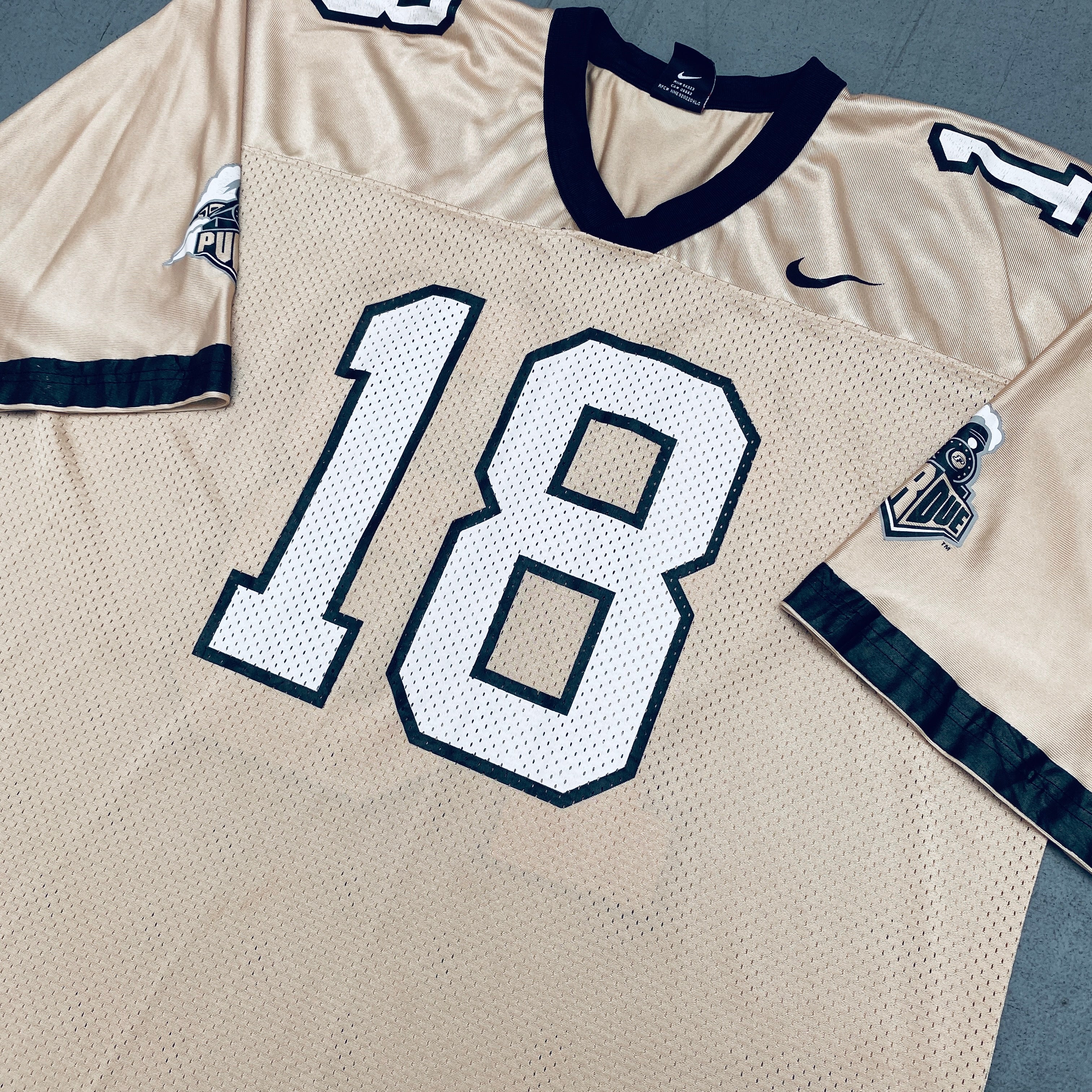 Authentic Kyle Orton No. 18 Purdue Boilermakers Nike Football Jersey - XL Size for Men - Perfect for Game Day, Tailgating & Fan Collections