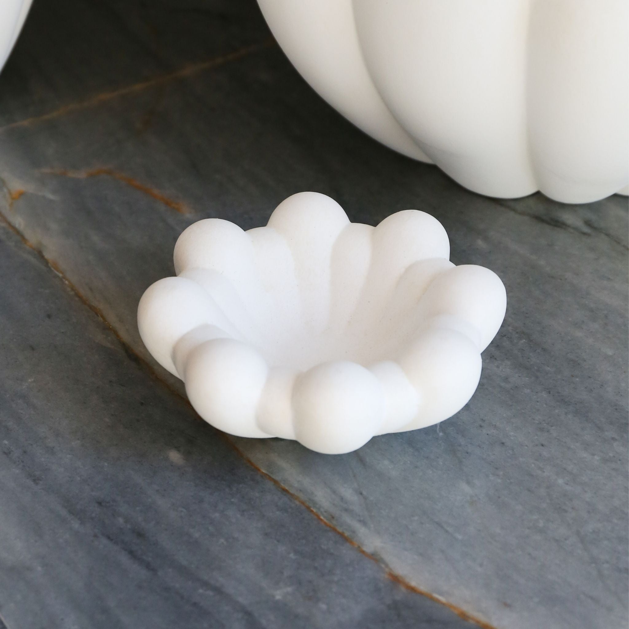 101 COPENHAGEN Bloom Tray Mini - 6.1 Inch Round Decorative Ceramic Tray in Bone White - Perfect for Jewelry Display, Bathroom Organizer & Home Decor Accessories