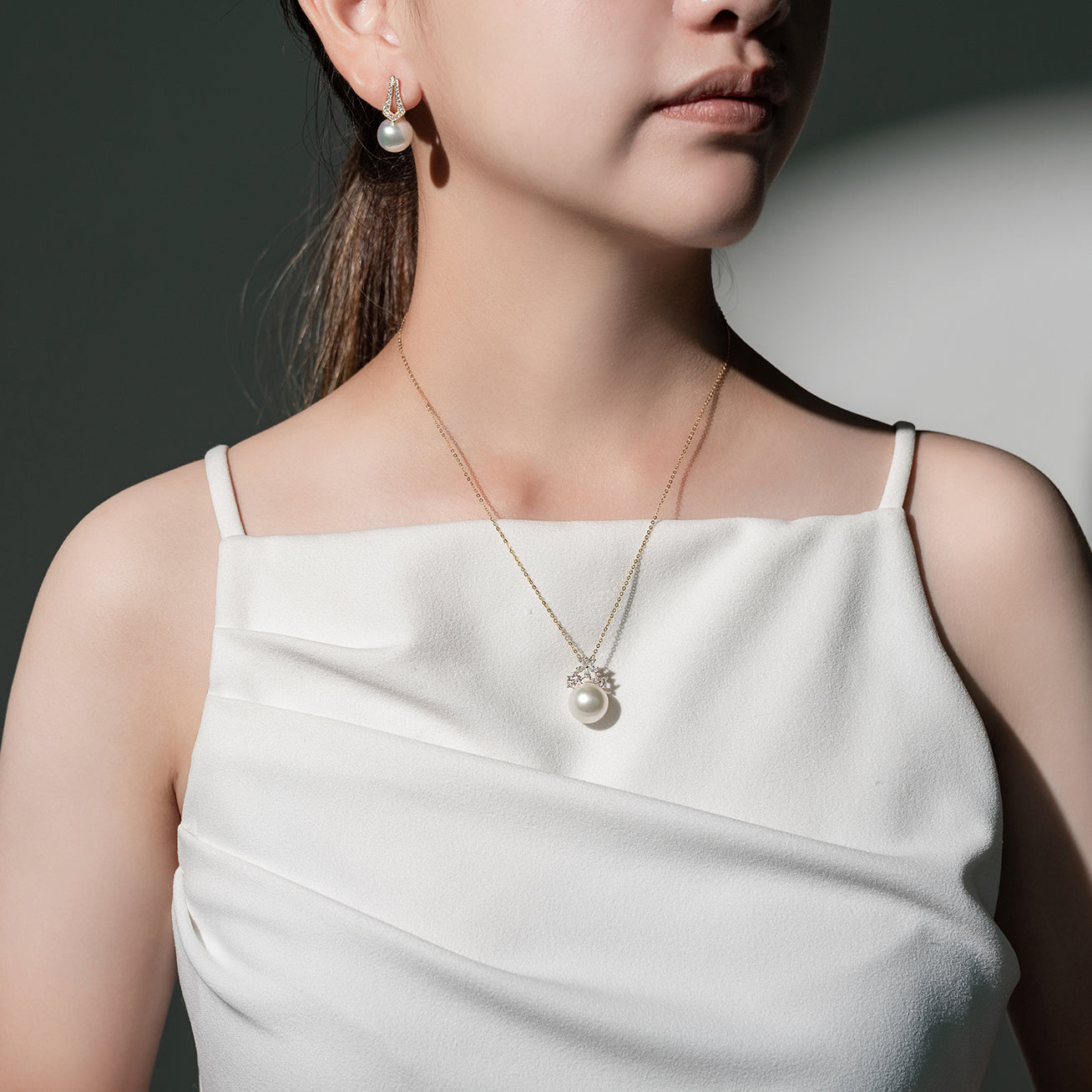 18K Solid Gold Australian White Saltwater Pearl Necklace - Elegant & Timeless Jewelry for Women | Perfect for Weddings, Anniversaries, and Special Occasions