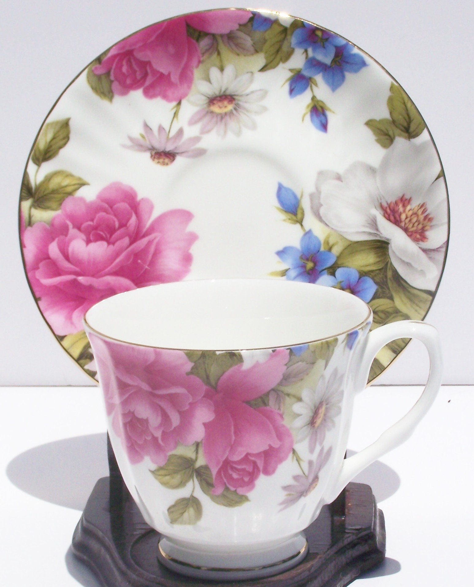 Grace's Rose Chintz Fine Bone China Teacup and Saucer Set - Elegant English Tea Party, Afternoon Tea, Wedding Gift, Home Decor