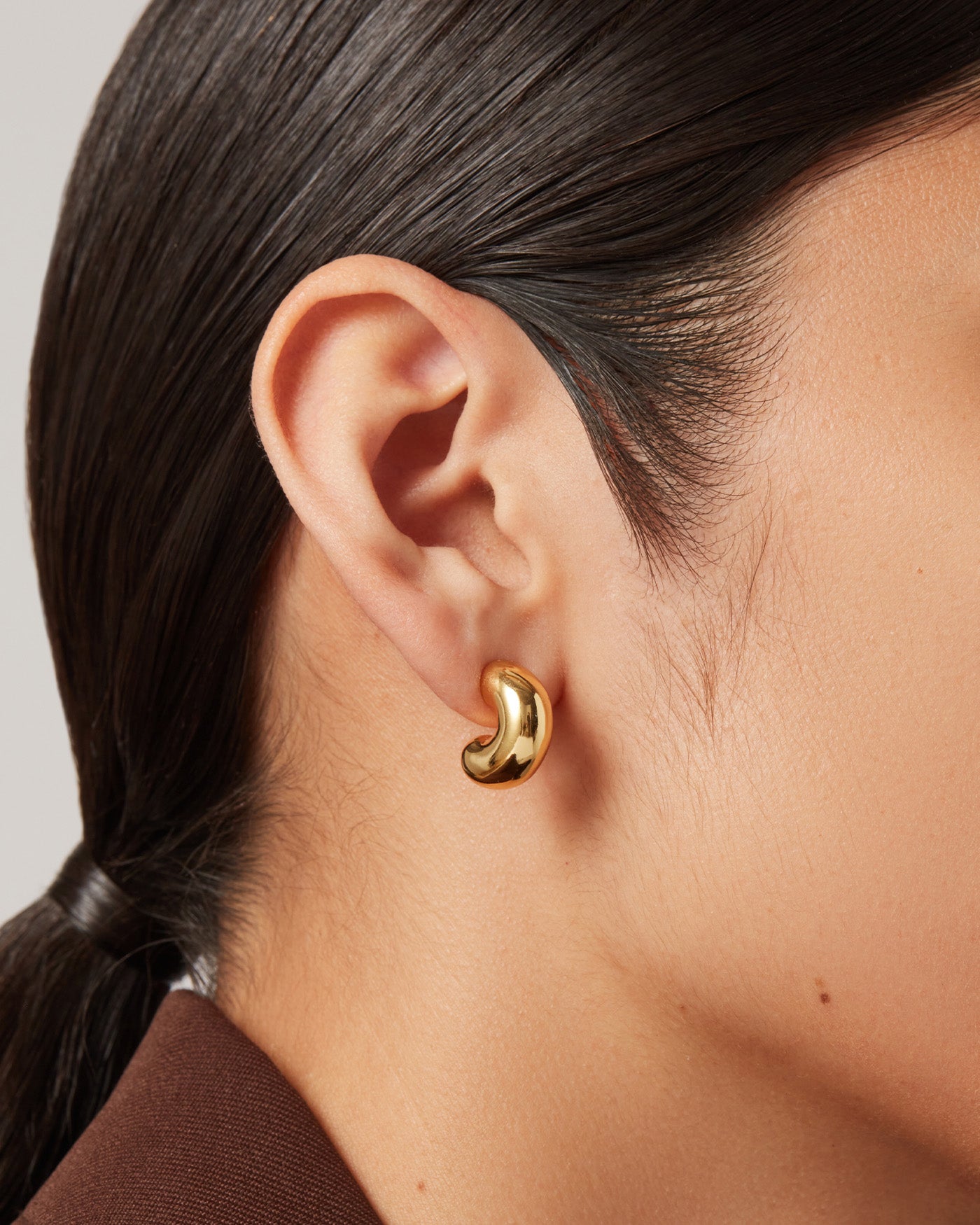 Tome Hoops Small - Stylish and Comfortable Women's Hoop Earrings for Everyday Wear | Perfect for Casual Outfits, Office, and Date Nights