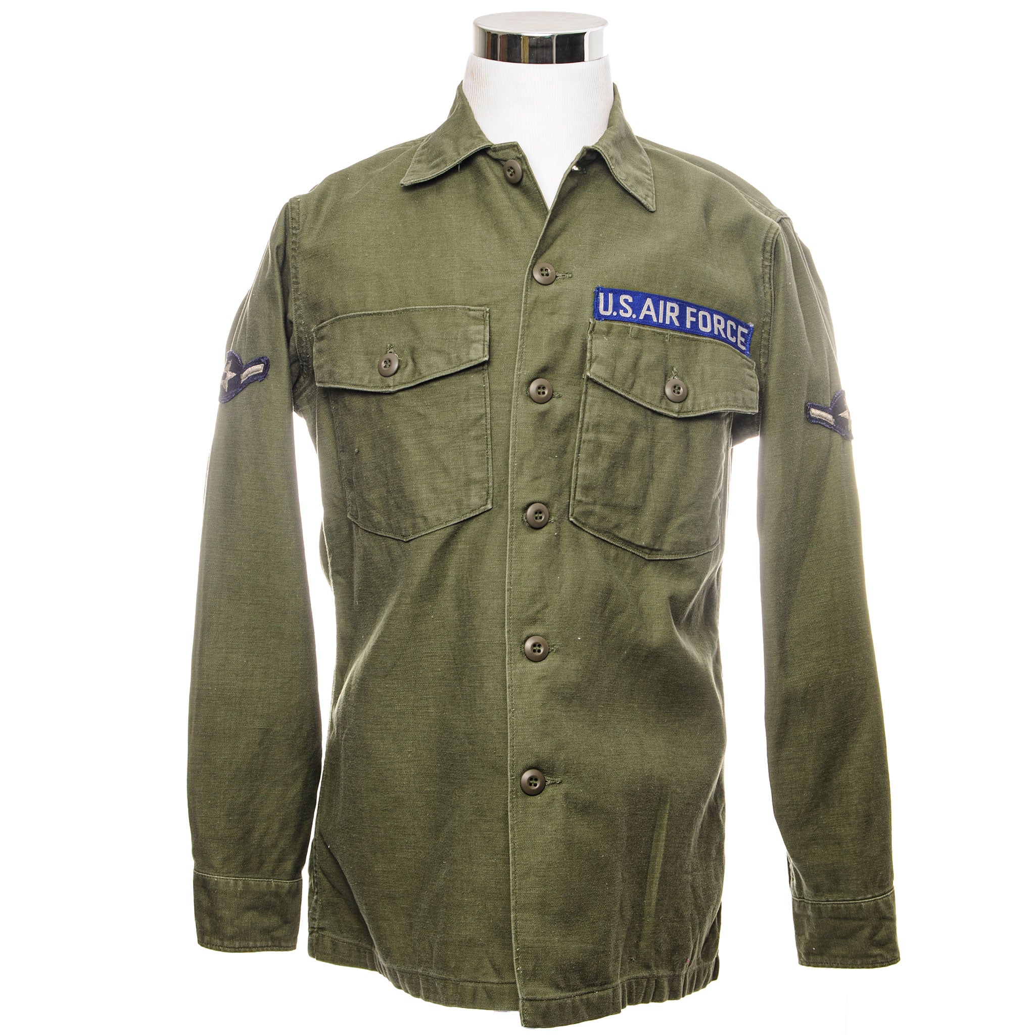 Vintage 1970s USAF US Air Force Utility Shirt P64 with Vietnam War Airman Patch - Size 15 1/2 X 33 - Military Collectible & Historical Reenactment Gear